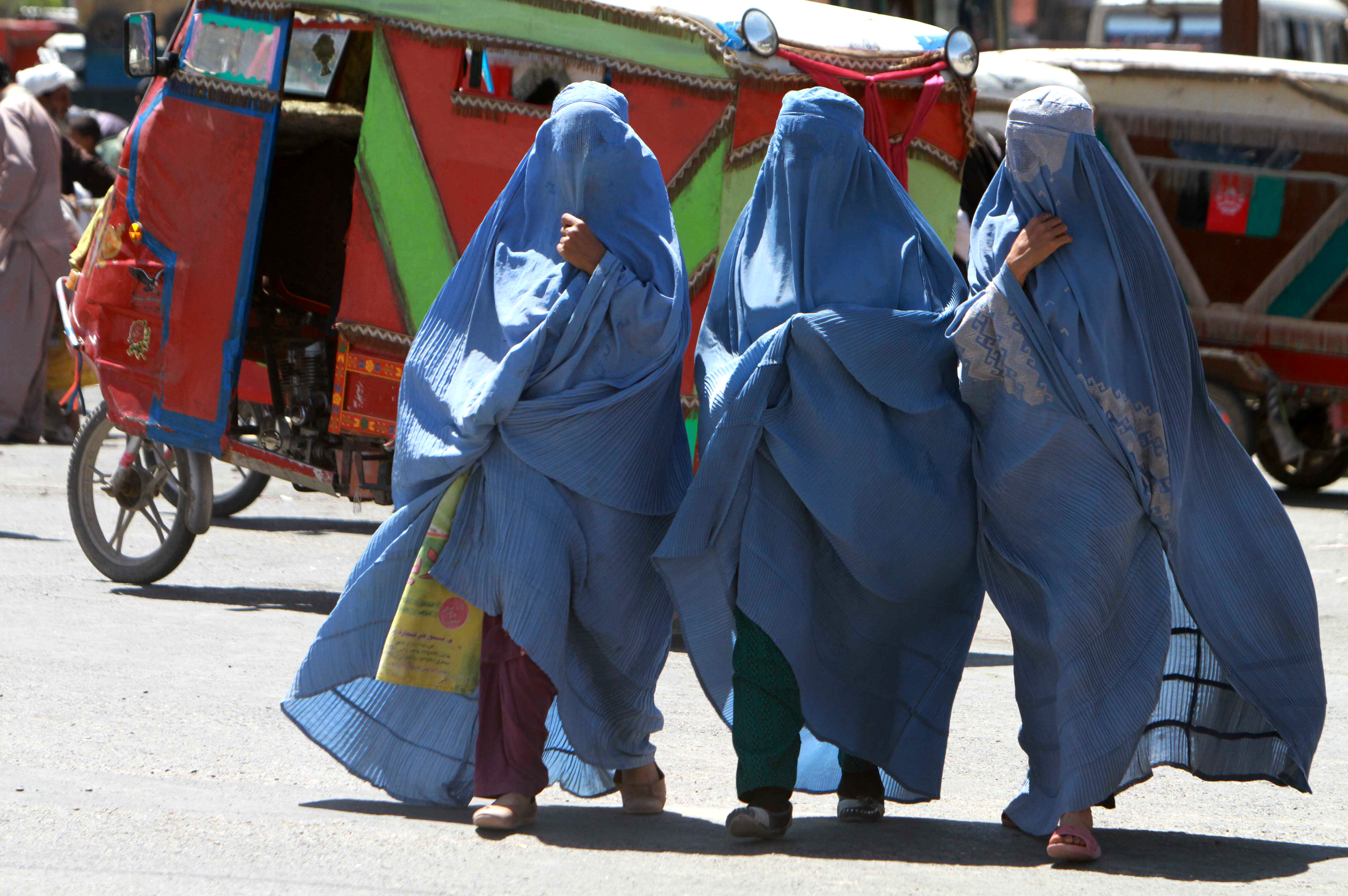 Afghanistan economy Avganistan zene