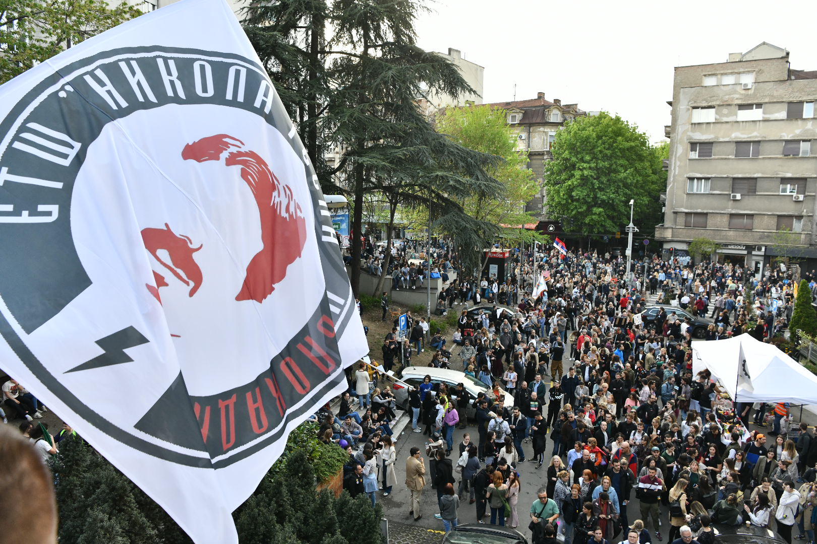 Beograd 15.04.2025. Studentska blokada studentski protest. Radio televizija Srbije u Takovskoj ulici, RTS Foto: Vesna Lalić/Nova.rs