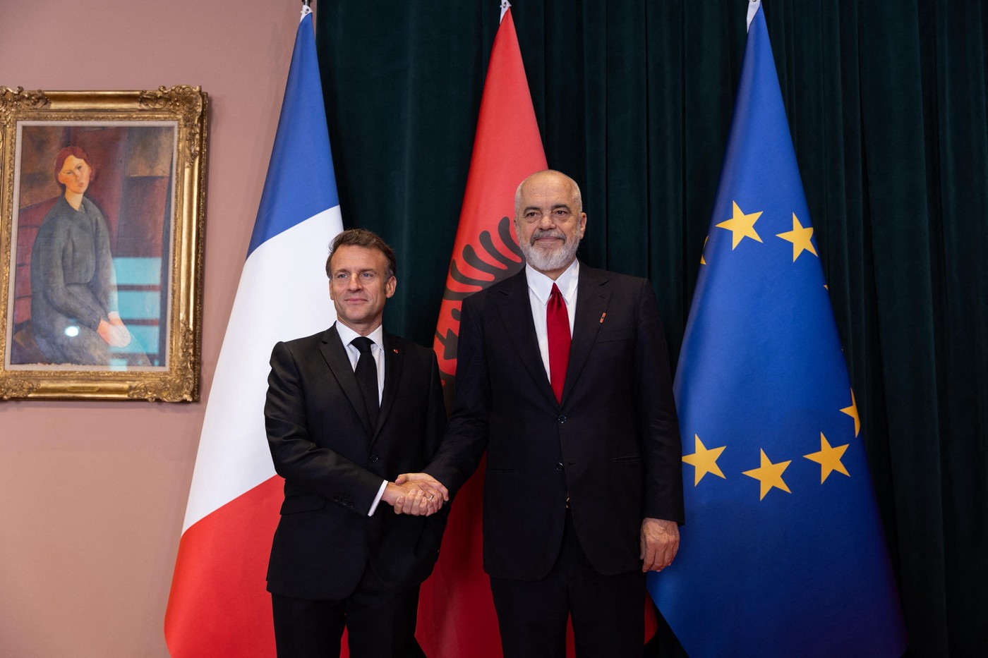 Fransa Cumhurbaşkanı Macron: 'Arnavutluk'un yeri Avrupa Birliği'ndedir'