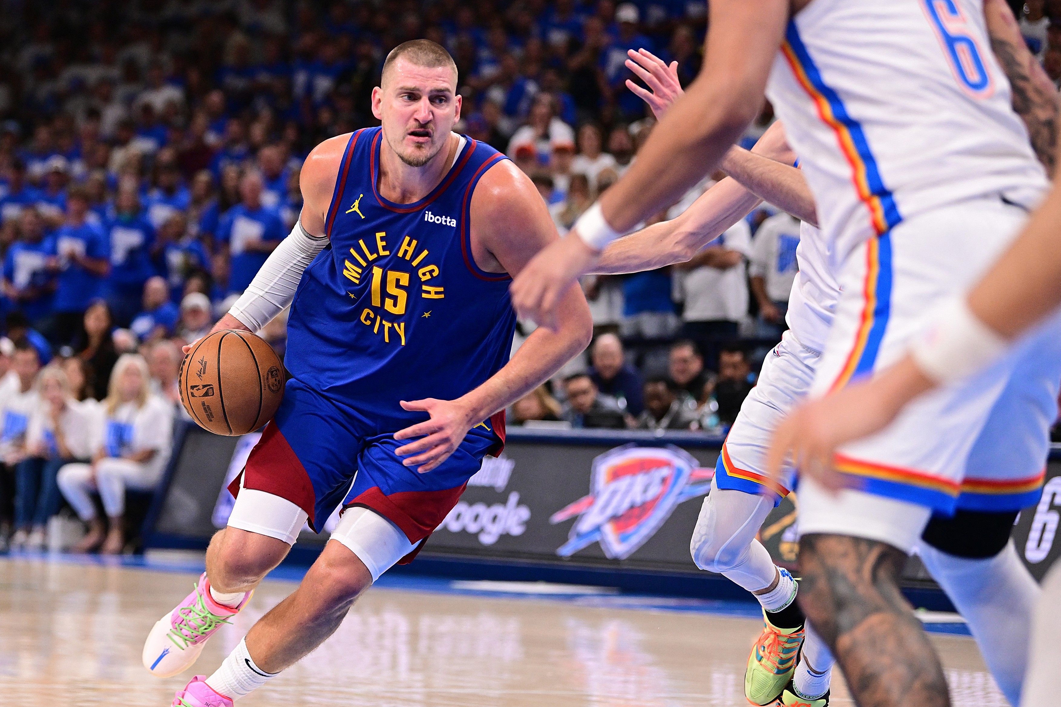 Nikola Jokić protiv Oklahoma siti Tander