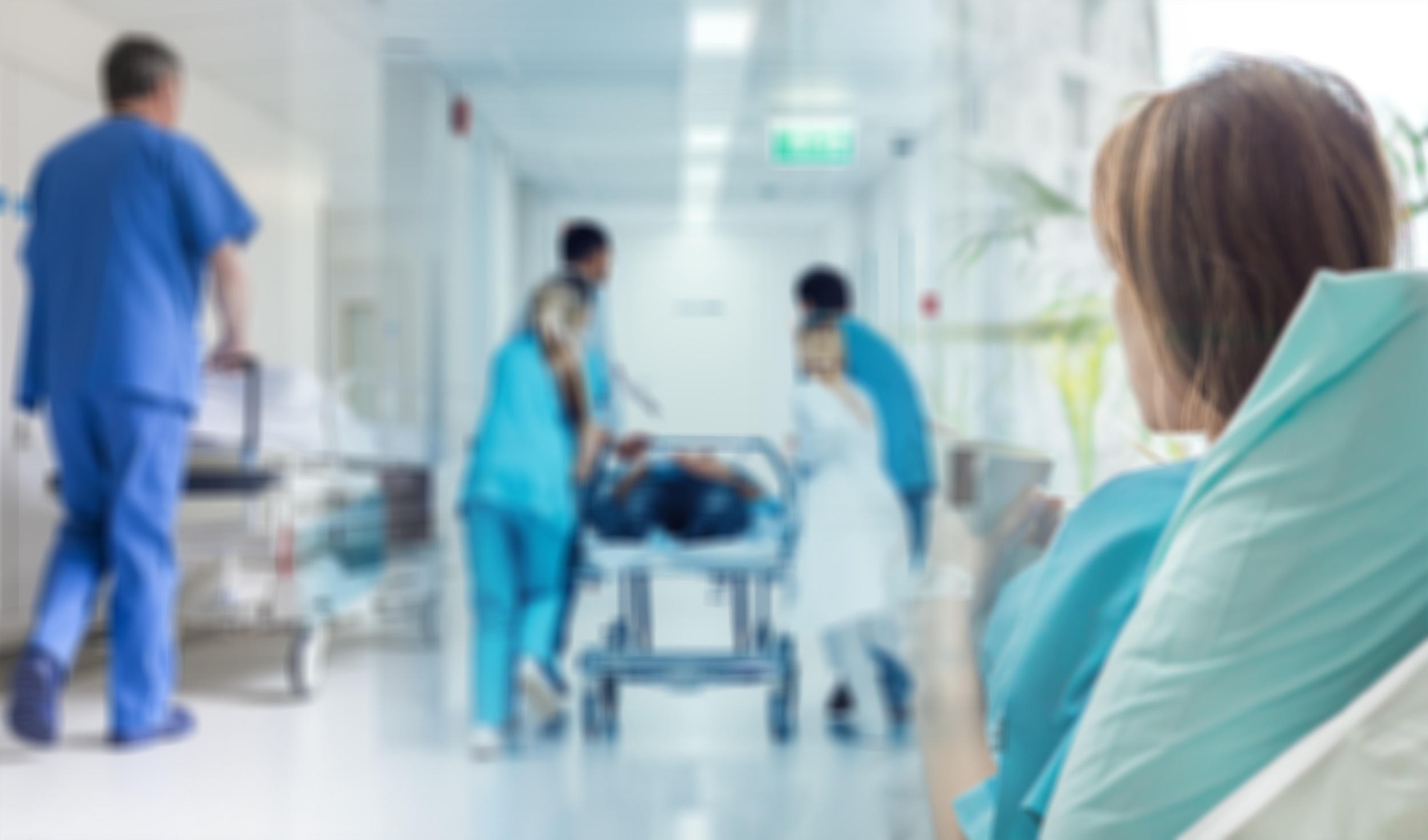 Emergency,Department:,Doctors,,Nurses,And,Paramedics,Push,Gurney,/,Stretcher