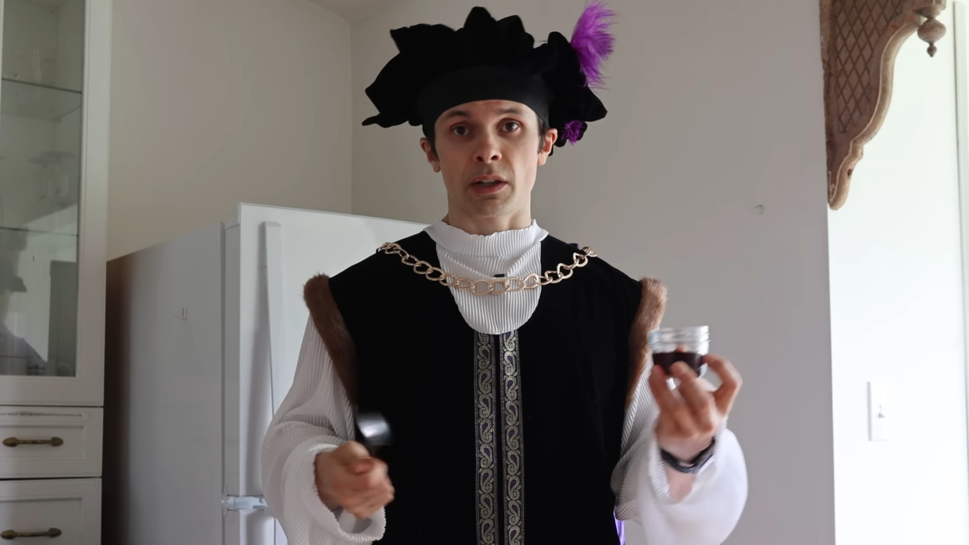 YouTuber isprobao dijetu iz 1865.: Puno mesa, jagode i sedam čaša alkohola dnevno