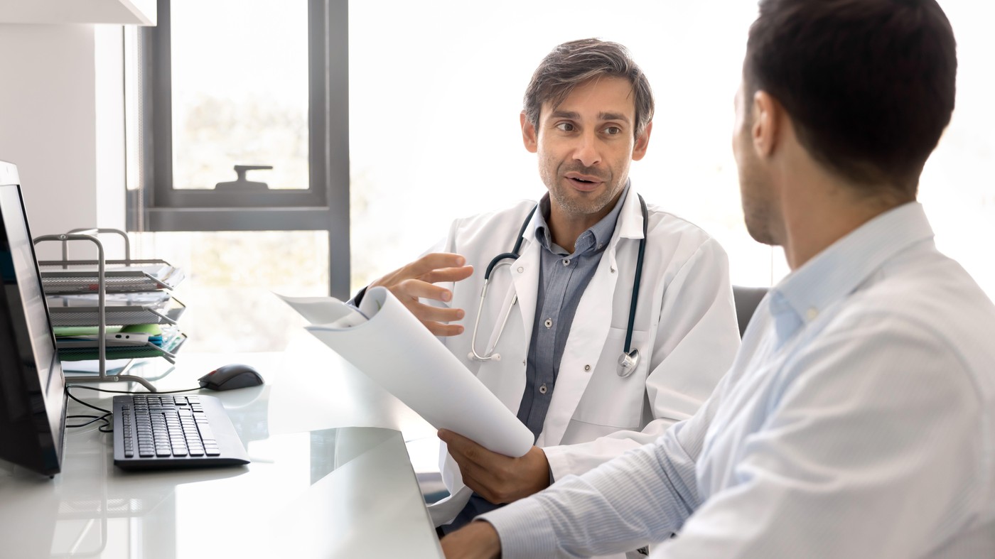 Cardiologist provide guidance, professional healthcare services to patient