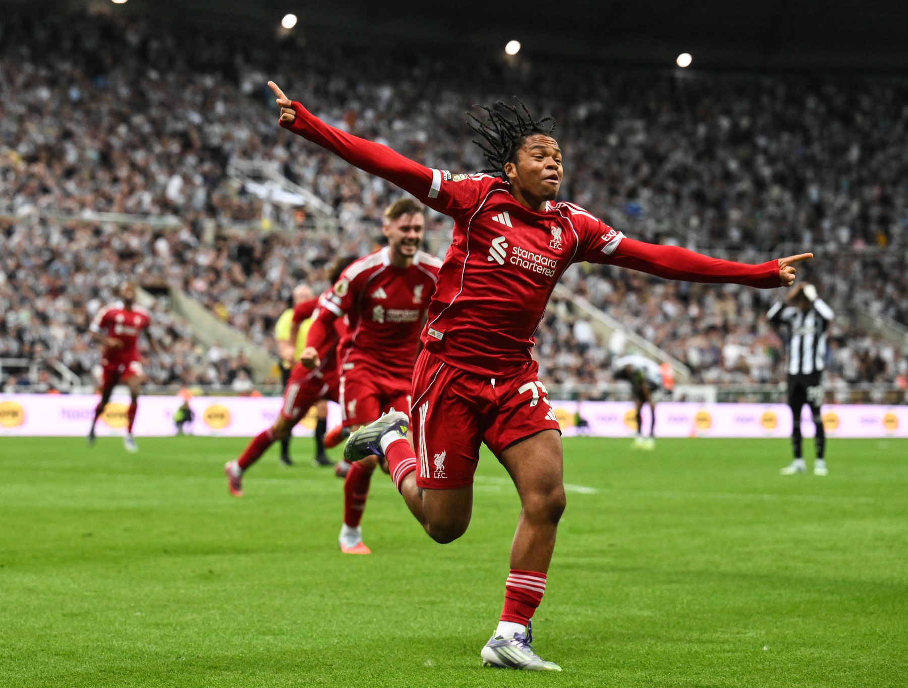 Newcastle United v Liverpool, Premier League, Football, St James' Park, Newcastle, UK - 25 Aug 2025