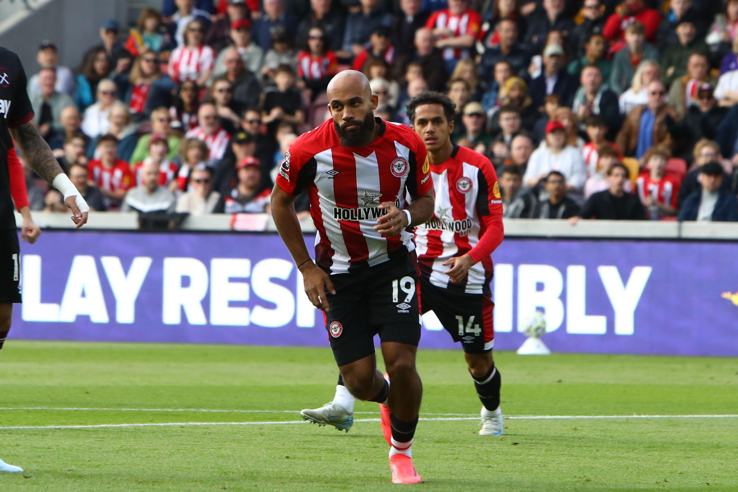 London, UK. 28th Sep, 2024. London, England, September 28th 2024: Bryan Mbeumo (19 Brentford) celebrates after scoring a goal during the Premier League game between Brentford and West Ham United at Gtech Community Stadium in London, England (Alexander Can