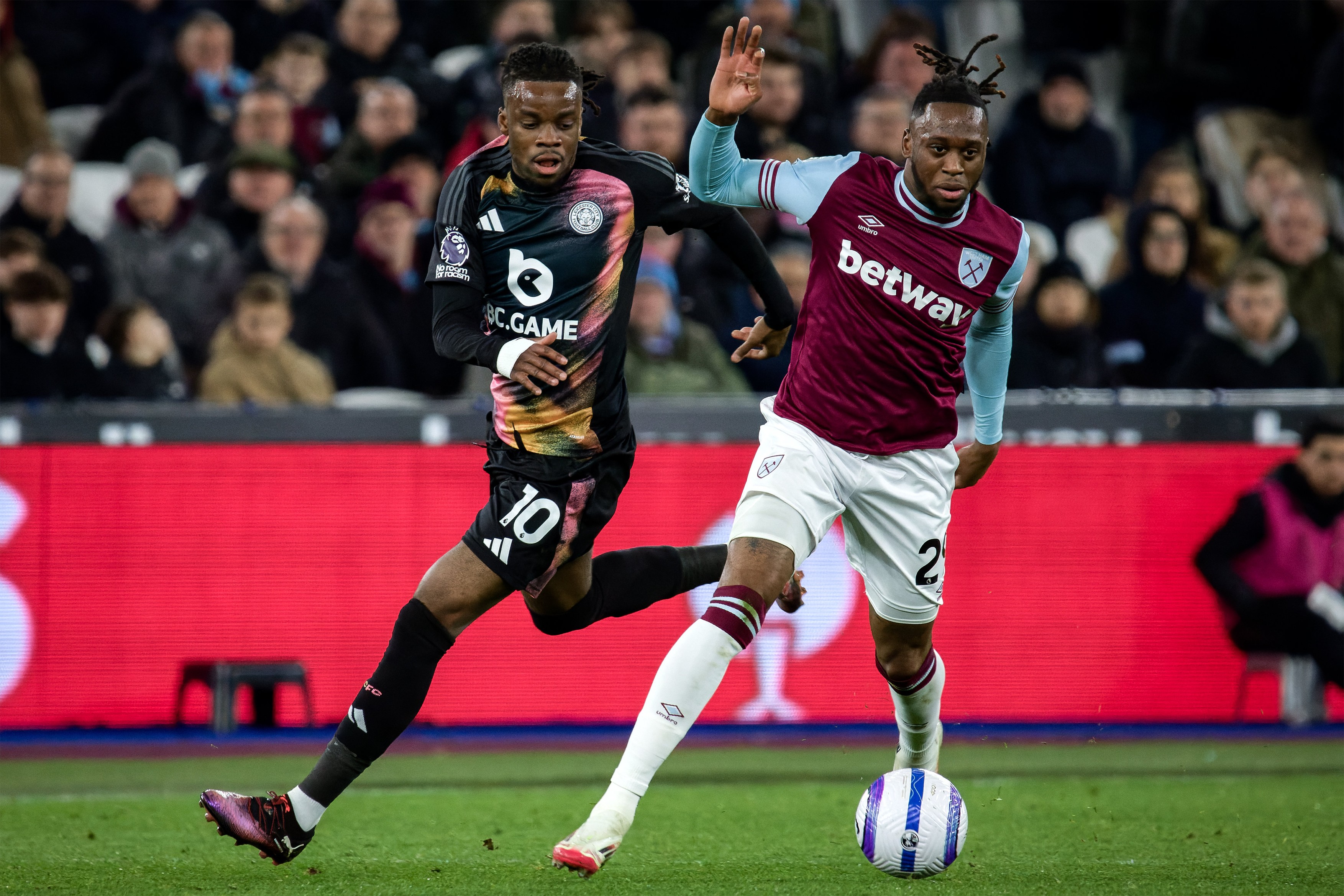 Premier League - West Ham v Leicester City - London Stadium