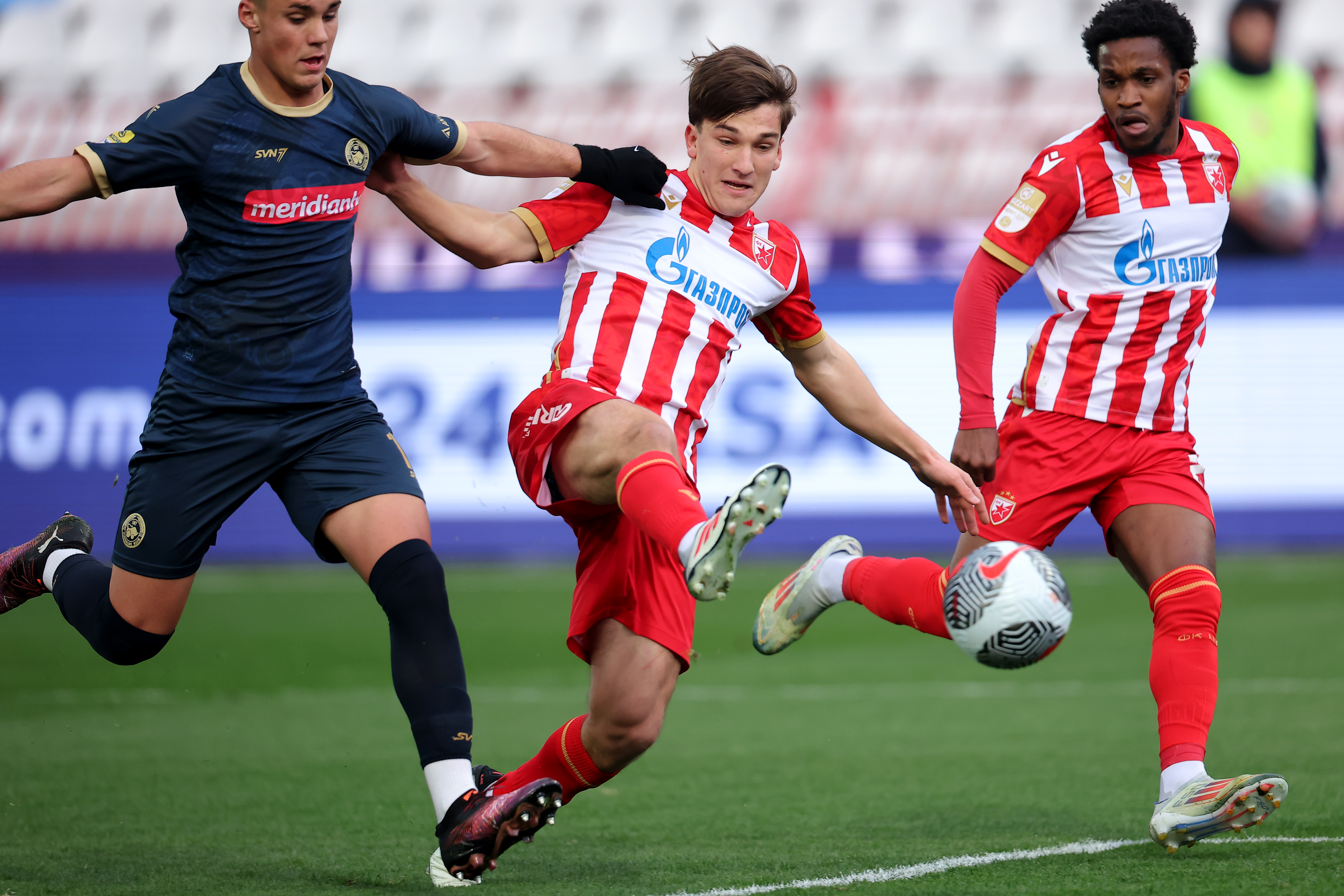 Crvena Zvezda v IMT, Superliga Srbije, sezona 2024/2025 ,Belgrade, Serbia, 2.3.2025.
 (credit image &amp; photo: Pedja Milosavljevic / STARSPORT)