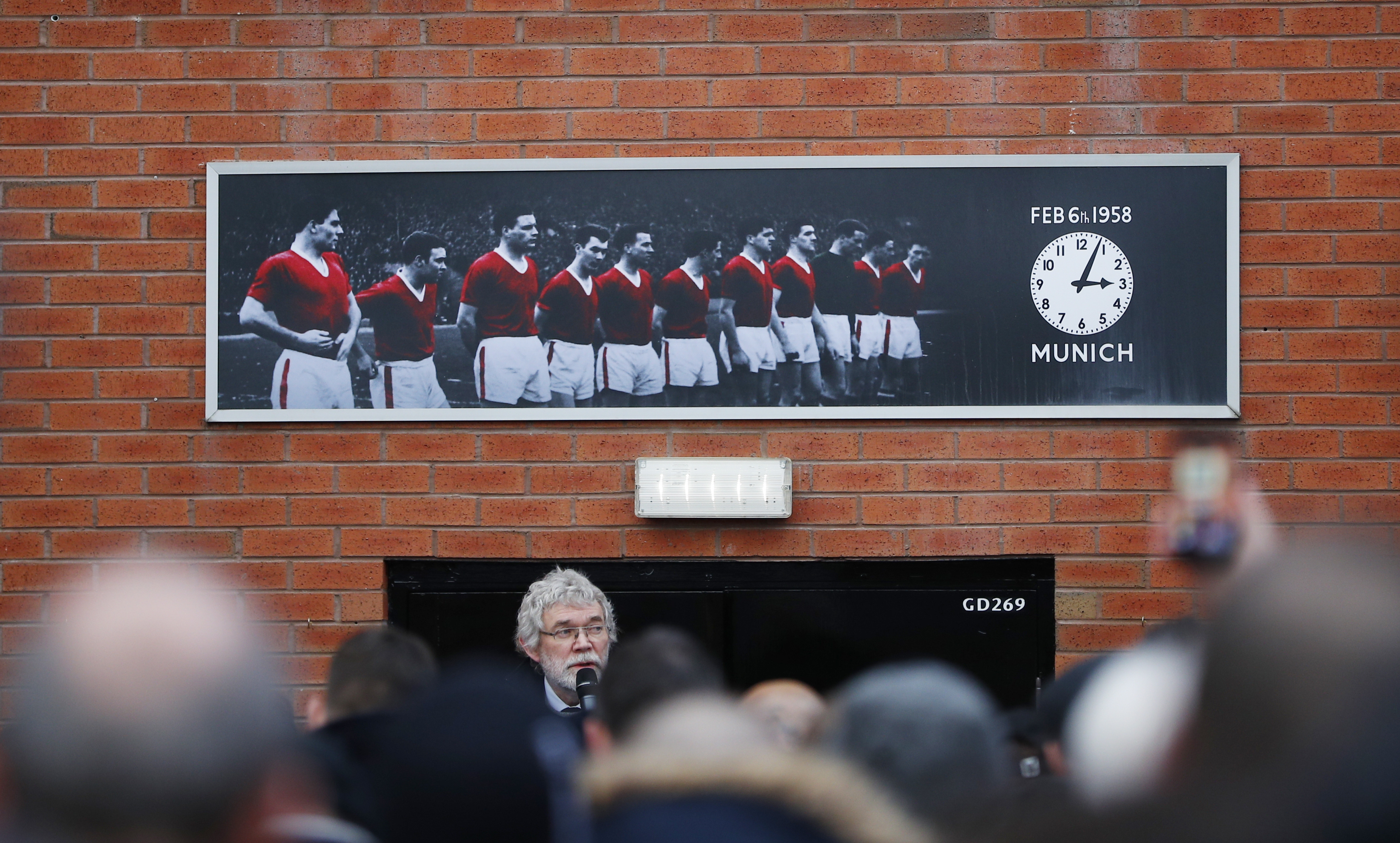 Manchester United v Wolverhampton Wanderers