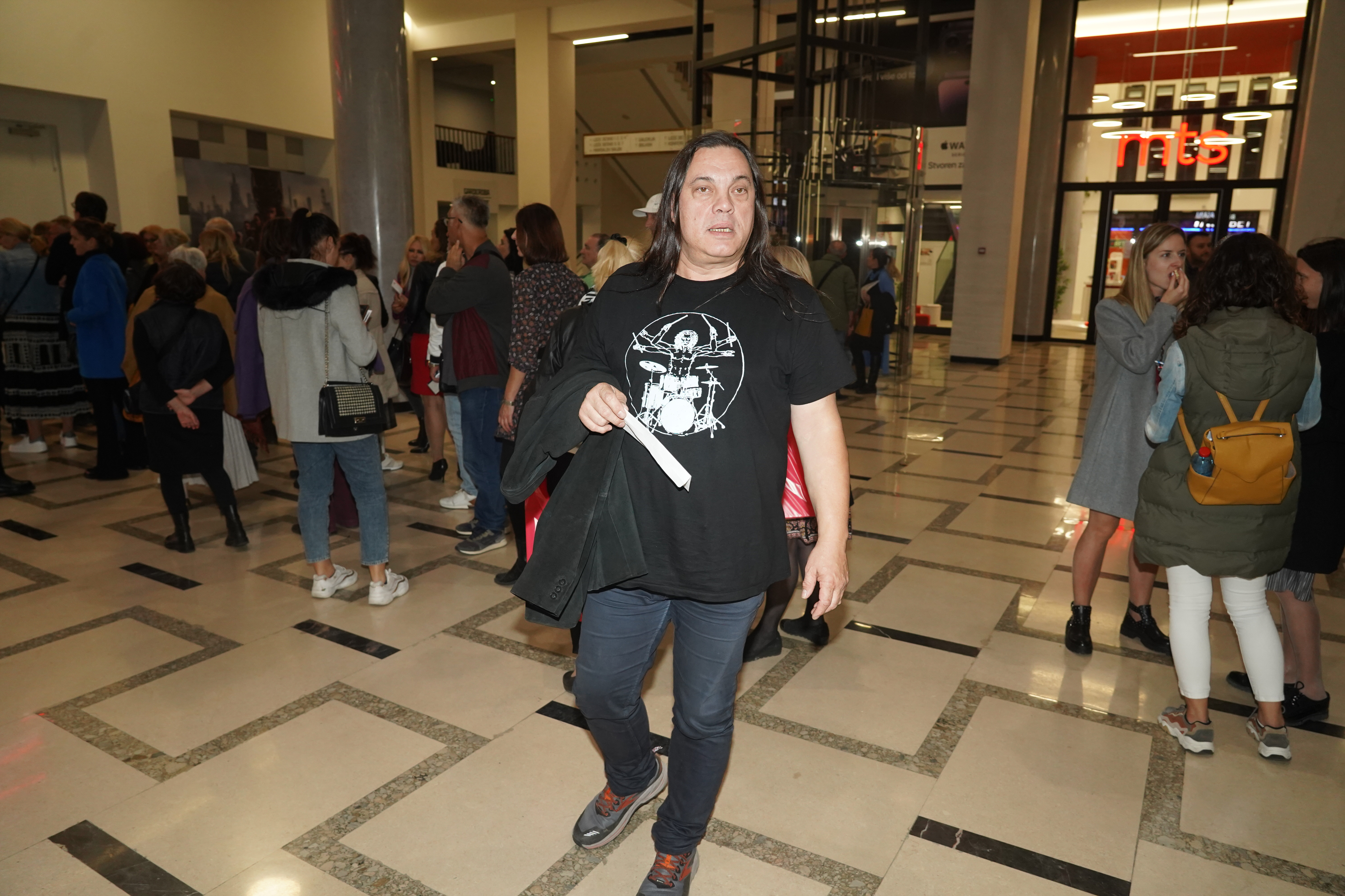 On the occasion of the 60th anniversary of the founding of the band Indexi, the Music Time production house organized a concert of Indexi and friends in the MTS Hall.