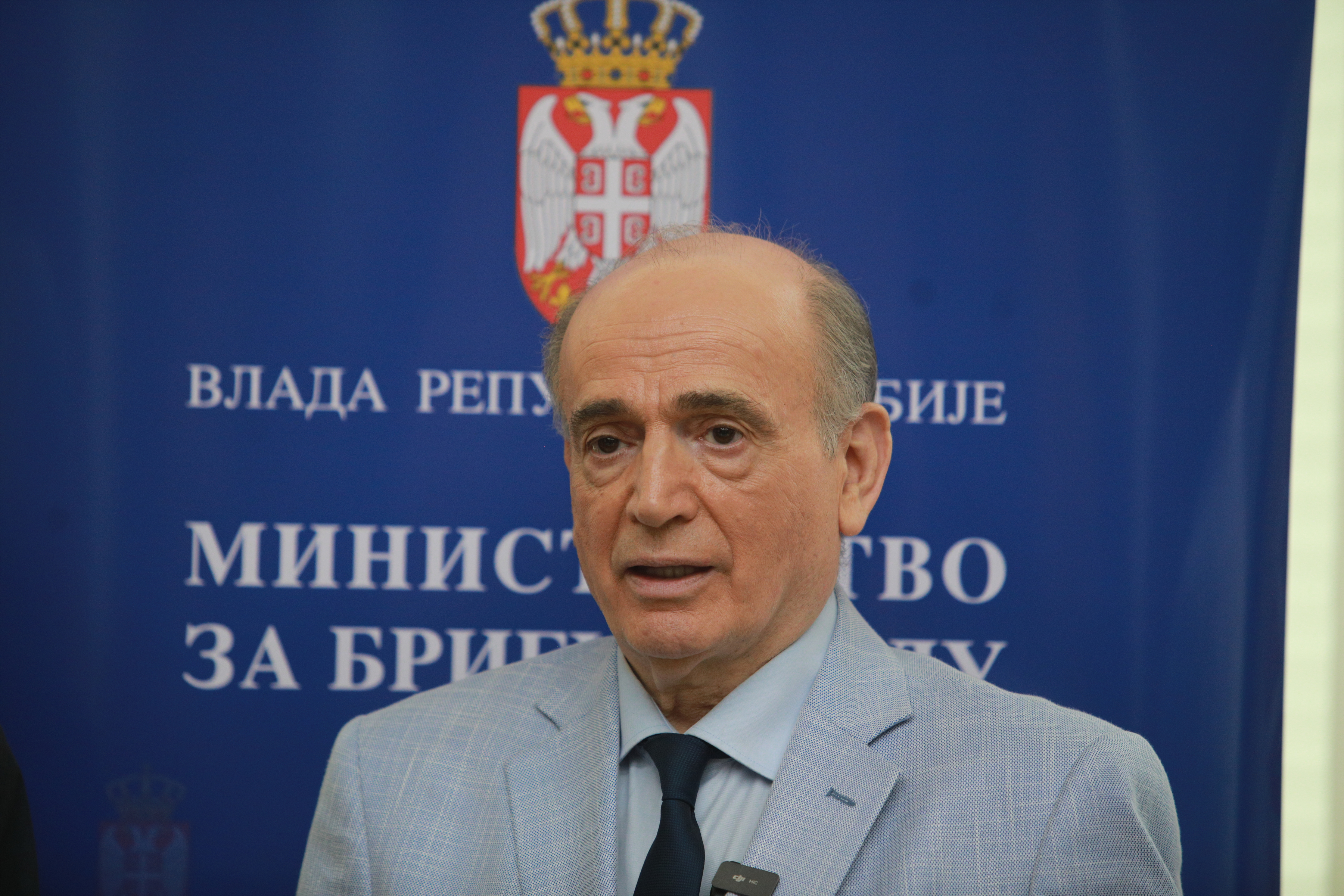 In the Palace of Serbia, the Minister for the Care of the Village, Milan Krkobabic, signed contracts for the allocation of grants for the organization of the event "Miholjski susreti village".