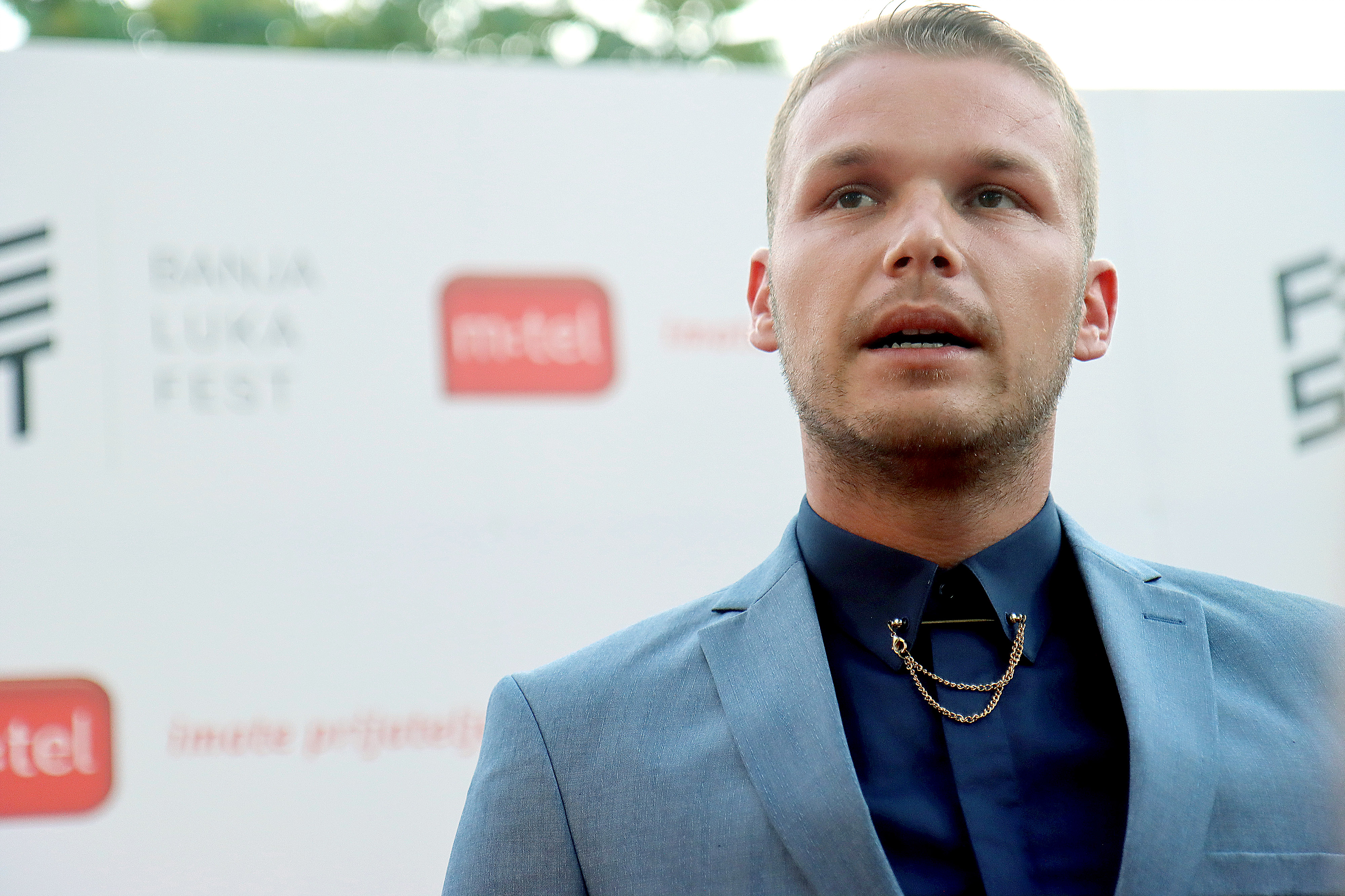 With the performance of Stefan Milenkovic, one of the largest regional festivals "Banja Luka Fest" was officially opened at the Kastel Fortress.