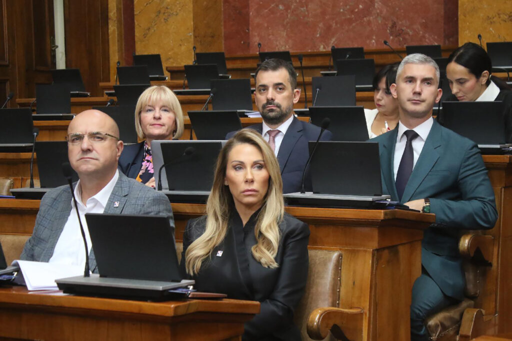 Mesto: Beograd
Datum: Tue Oct 14 11:30:37 CEST 2025
Dogadjaj: POLITIKA - nastavak zasedanja Skupštine Srbije
Fotoreporter: Zoran Mrđa
Ličnosti:  
Izvor: FoNet