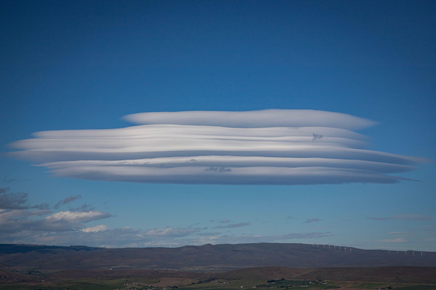A Lenticular Cloud over the Yakima Valley in the state of Washington.