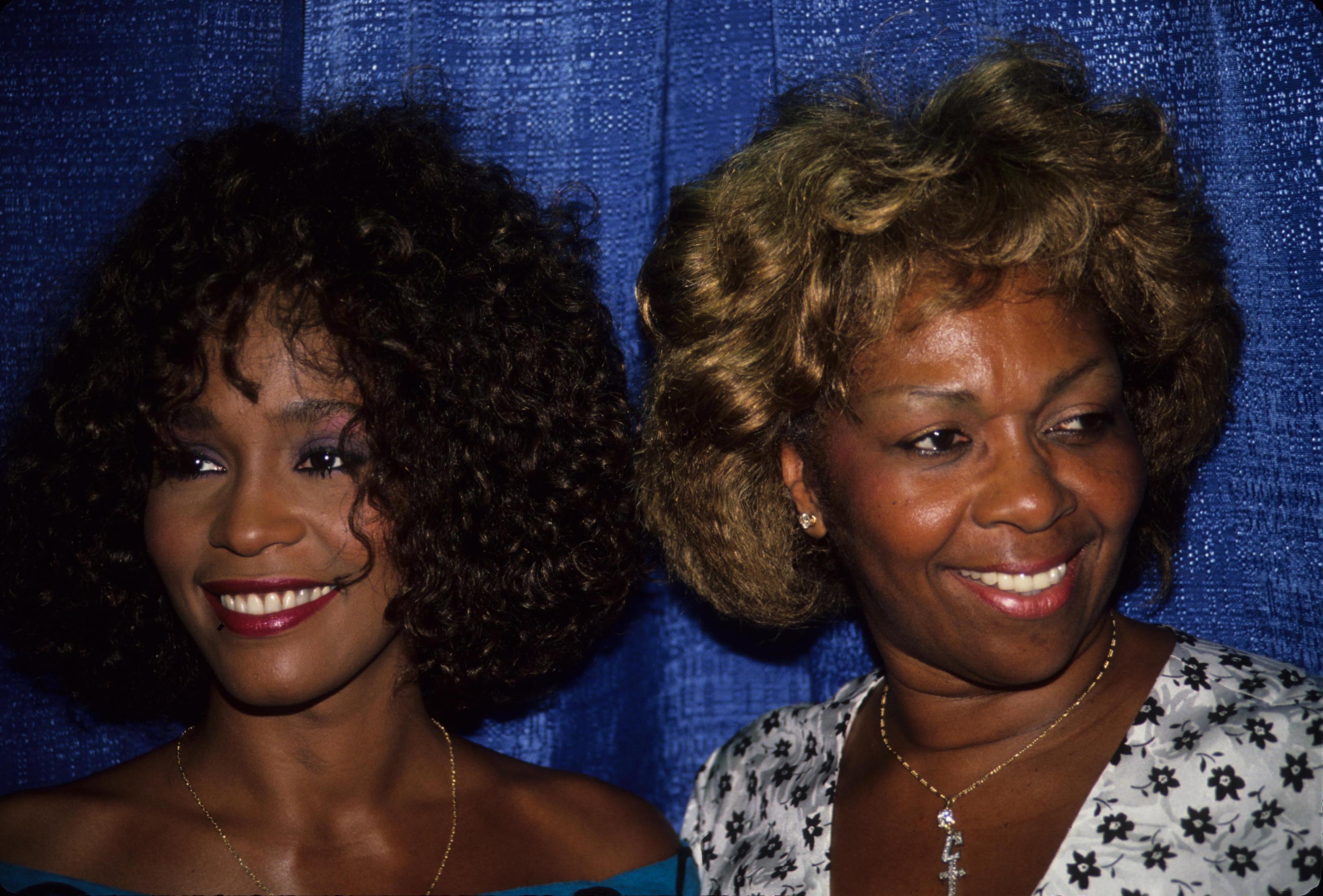 WHITNEY HOUSTON with Cissy Houston.a3483.,Image: 157804497, License: Rights-managed, Restrictions: , Model Release: no, Credit line: