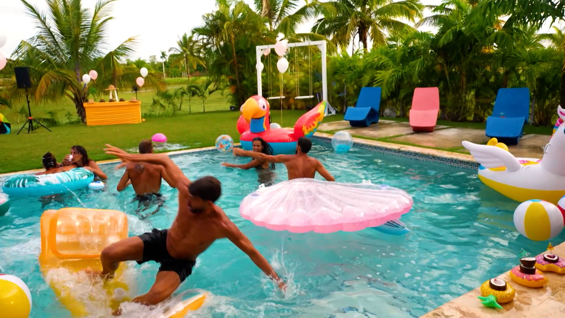 Plavo pleme iz Survivor-a uživalo u luksuznoj vili: Pogledajte kadrove luđe žurke