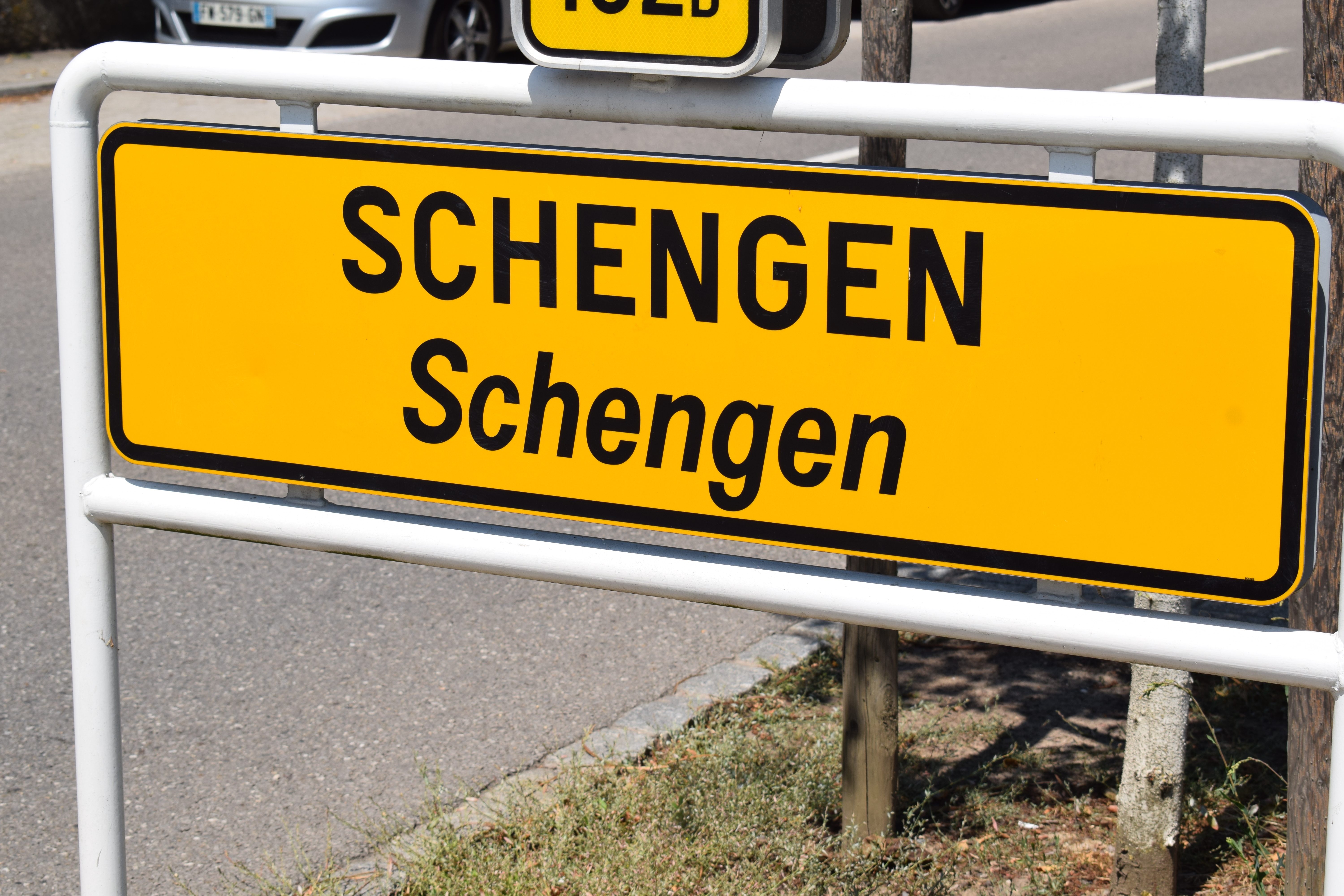 Village,Sign,Of,Schengen,In,Luxembourg