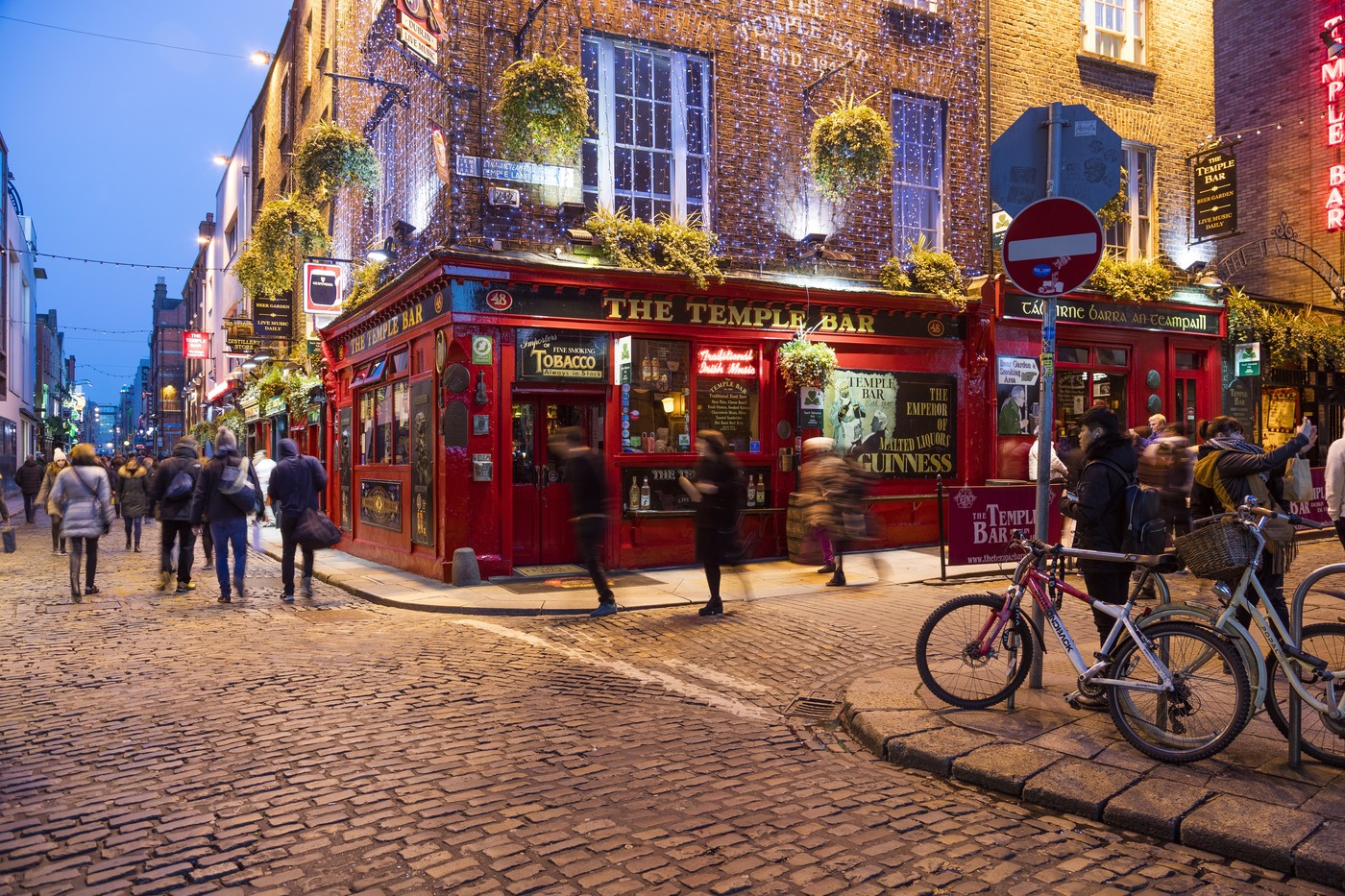 Temple Bar, Dublin, Republic of Ireland, Europe,Image: 401677227, License: Rights-managed, Restrictions: Editorial Use Only, Model Release: no, Credit line: ProCip / robertharding / Profimedia