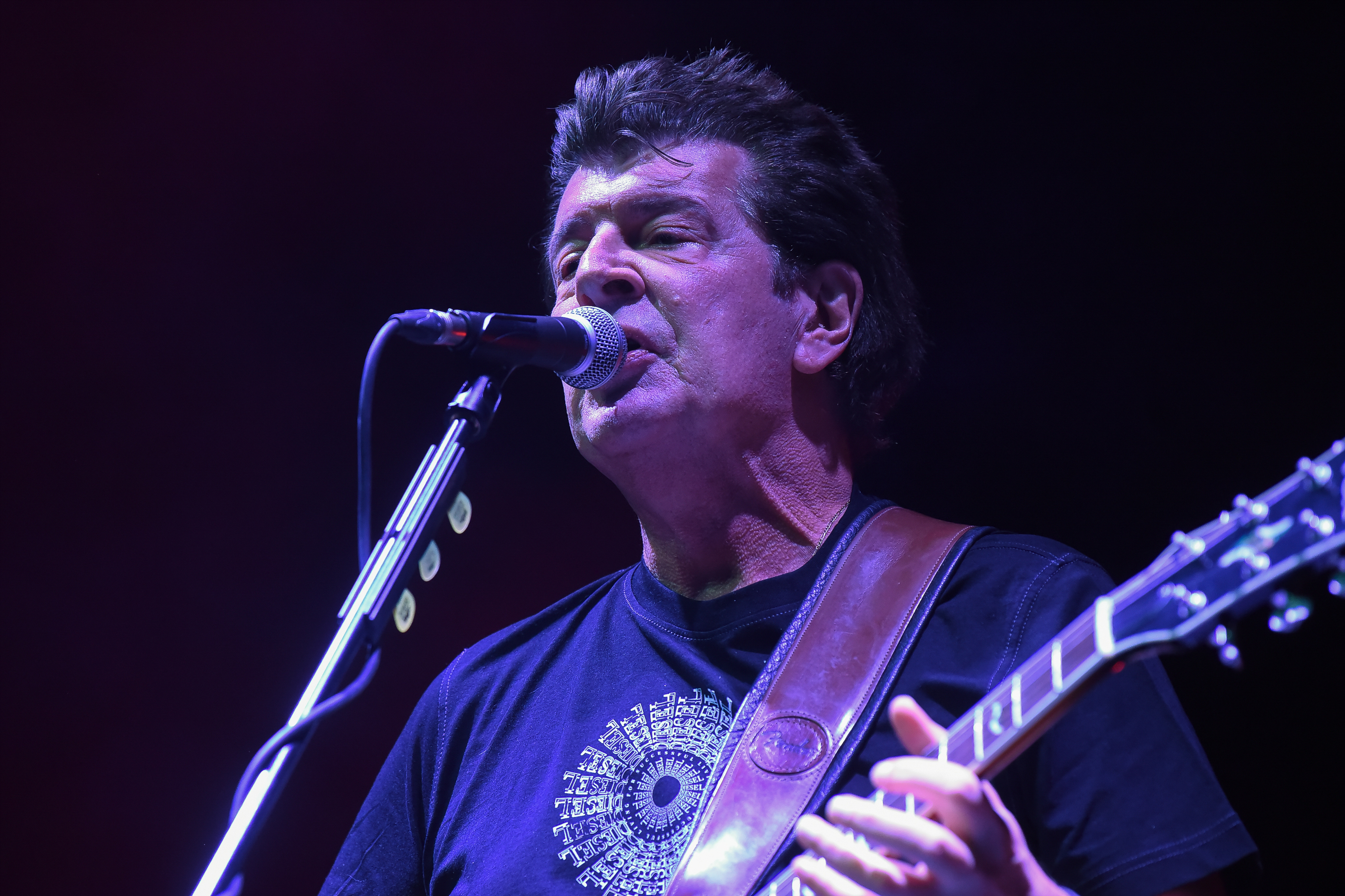 The concert of Bajaga and Instructor "Positive Geography" was held in mts Hall as a kind of remake of Bajaga's first big concert at the same place 40 years ago.