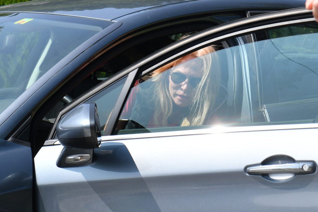 Rosalie van Breemen arrives at Alain Delon's estate in Douchy, France on August 22, 2024. Alain Delon died last Sunday at around 3am at his home in Douchy.,Image: 900700936, License: Rights-managed, Restrictions: , Model Release: no, Credit line: