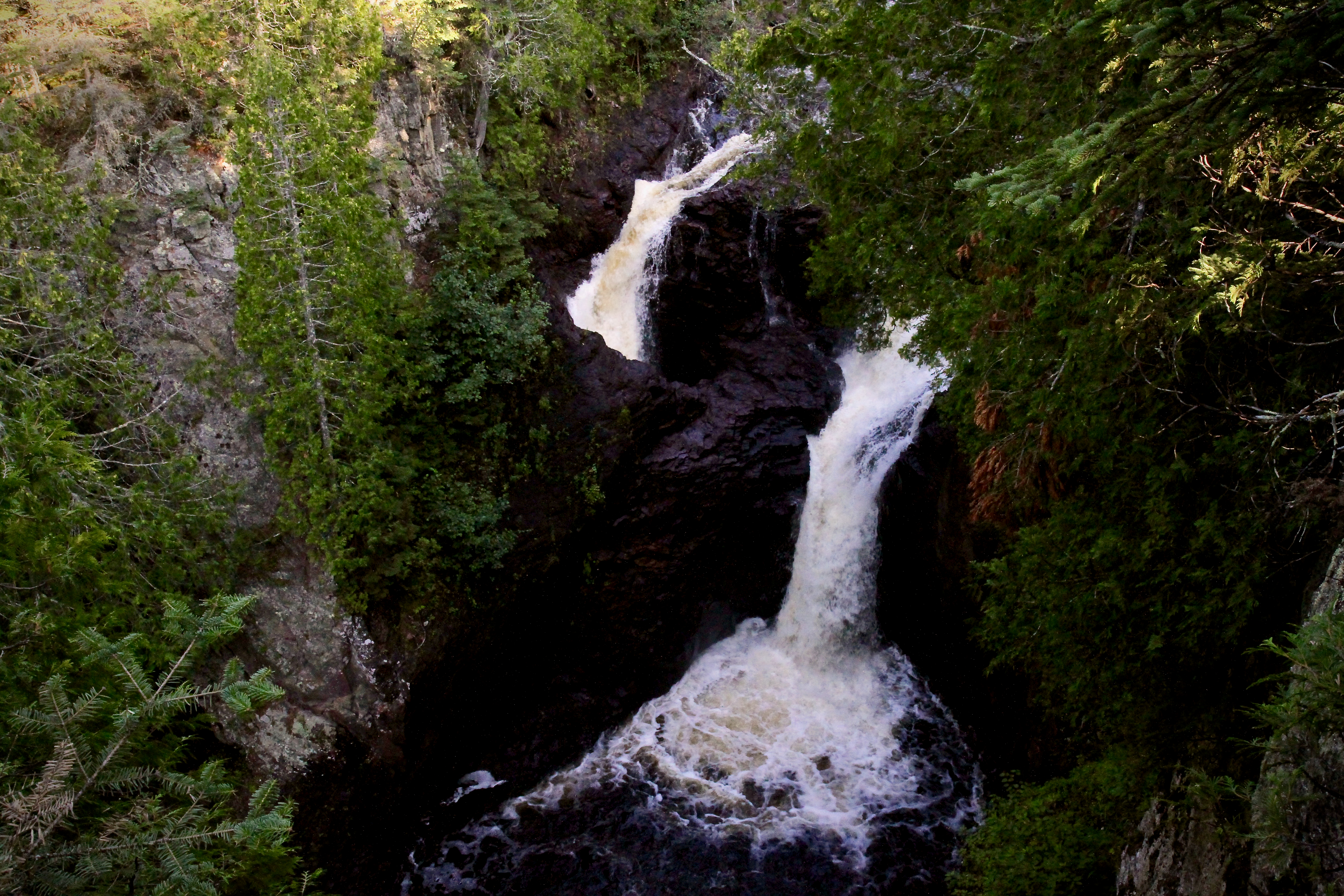 Devil's,Kettle,Waterfall,,North,Shore,Minnesota