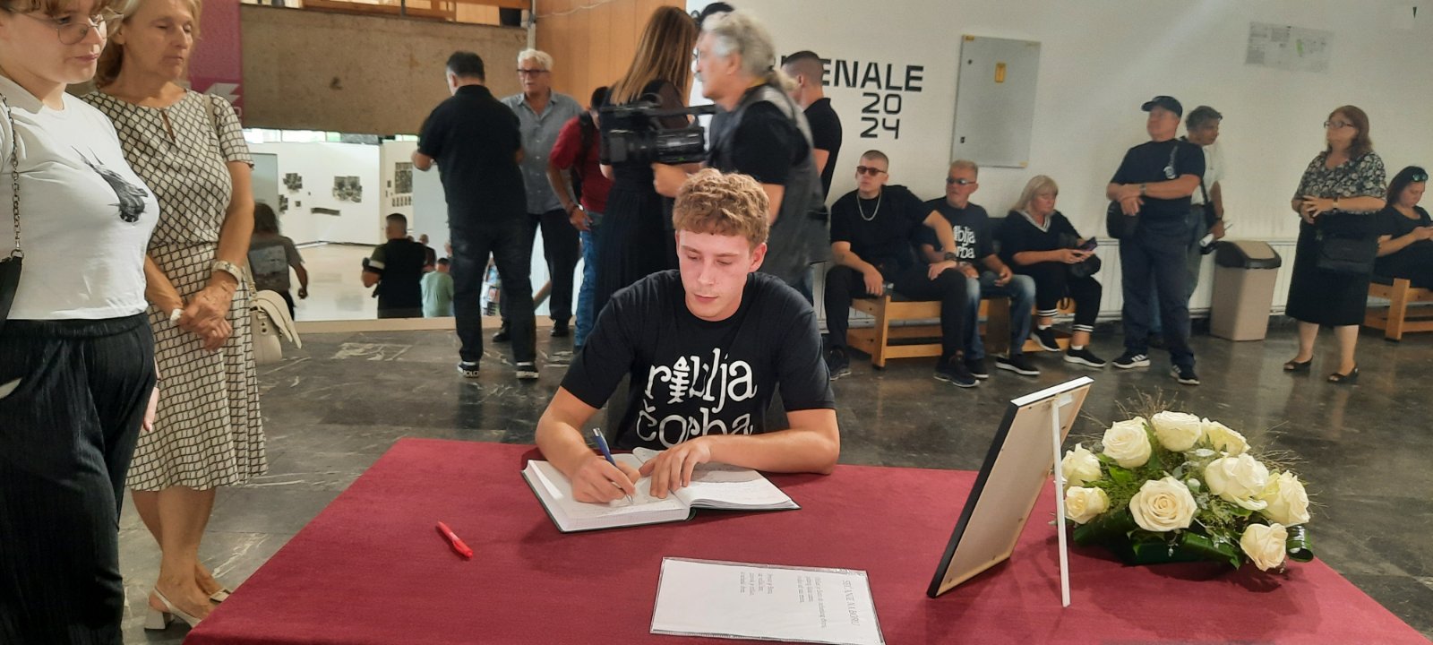 IMG-c5736d0253166ce2b459e3a3c3d7f3d8-V