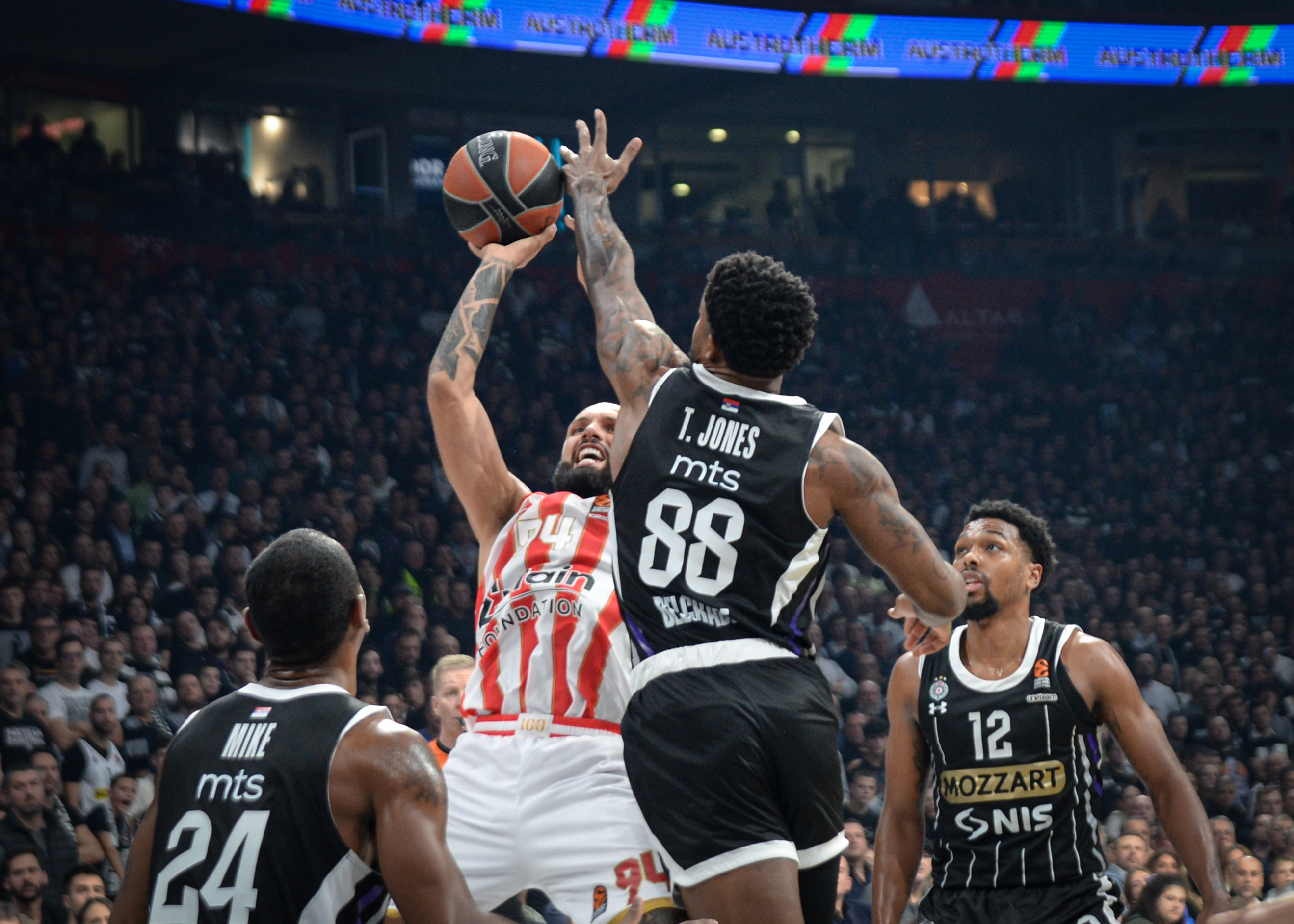 Beograd 28.11.2024. Partizan, Olimpijakos, Olympiacos, košarka, utakmica u Beogradskoj areni Foto: Janko Anđelić