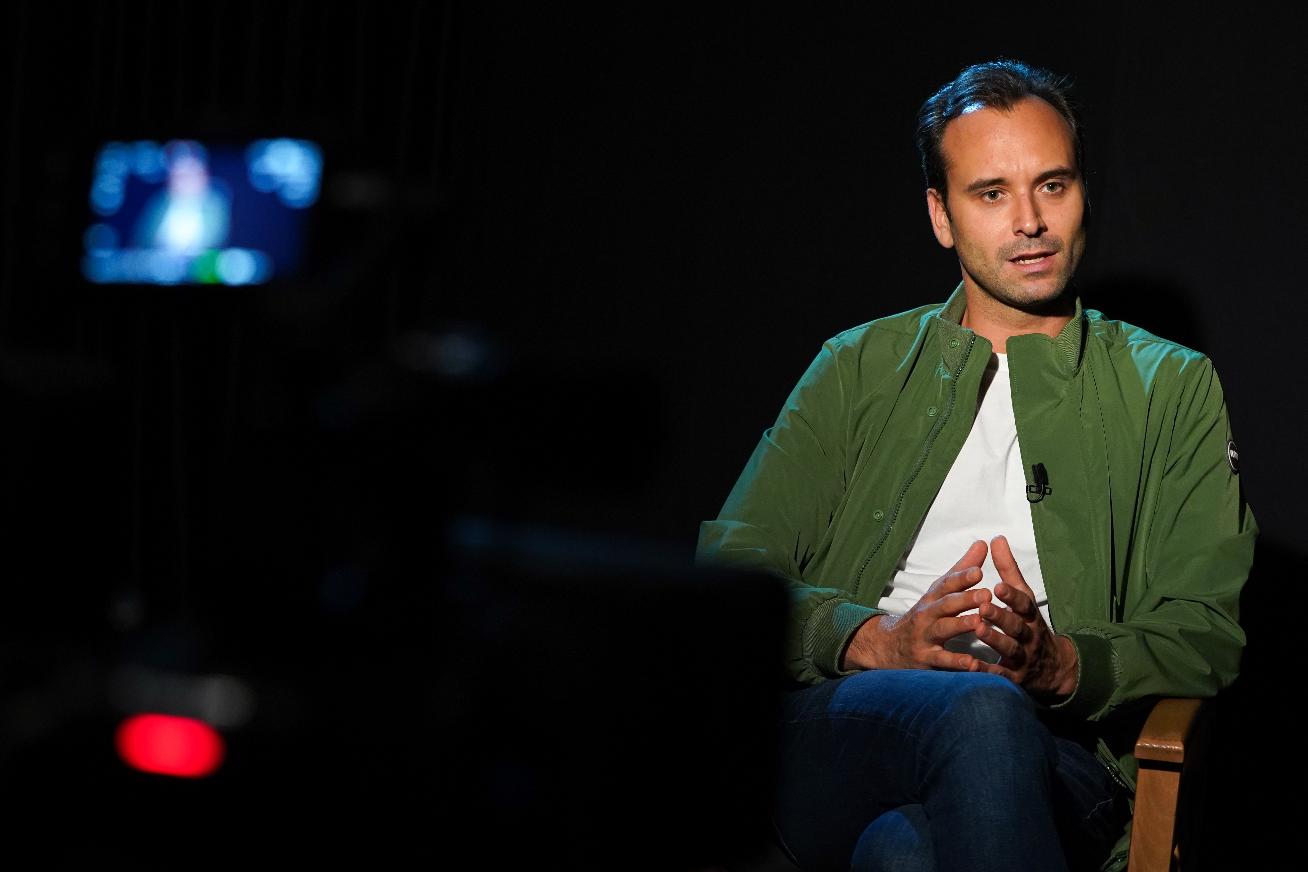 Beograd, 10. oktobra 2023.- Gost nove epizode video serijala Tanjug Reflektor bio je glumac Radovan Vujovic koji je govorio o svojoj ulozi u filmu "Heroji Halijarda", cija je beogradska premijera veceras u MTS dvorani. FOTO TANJUG/ JADRANKA ILIC /  nr