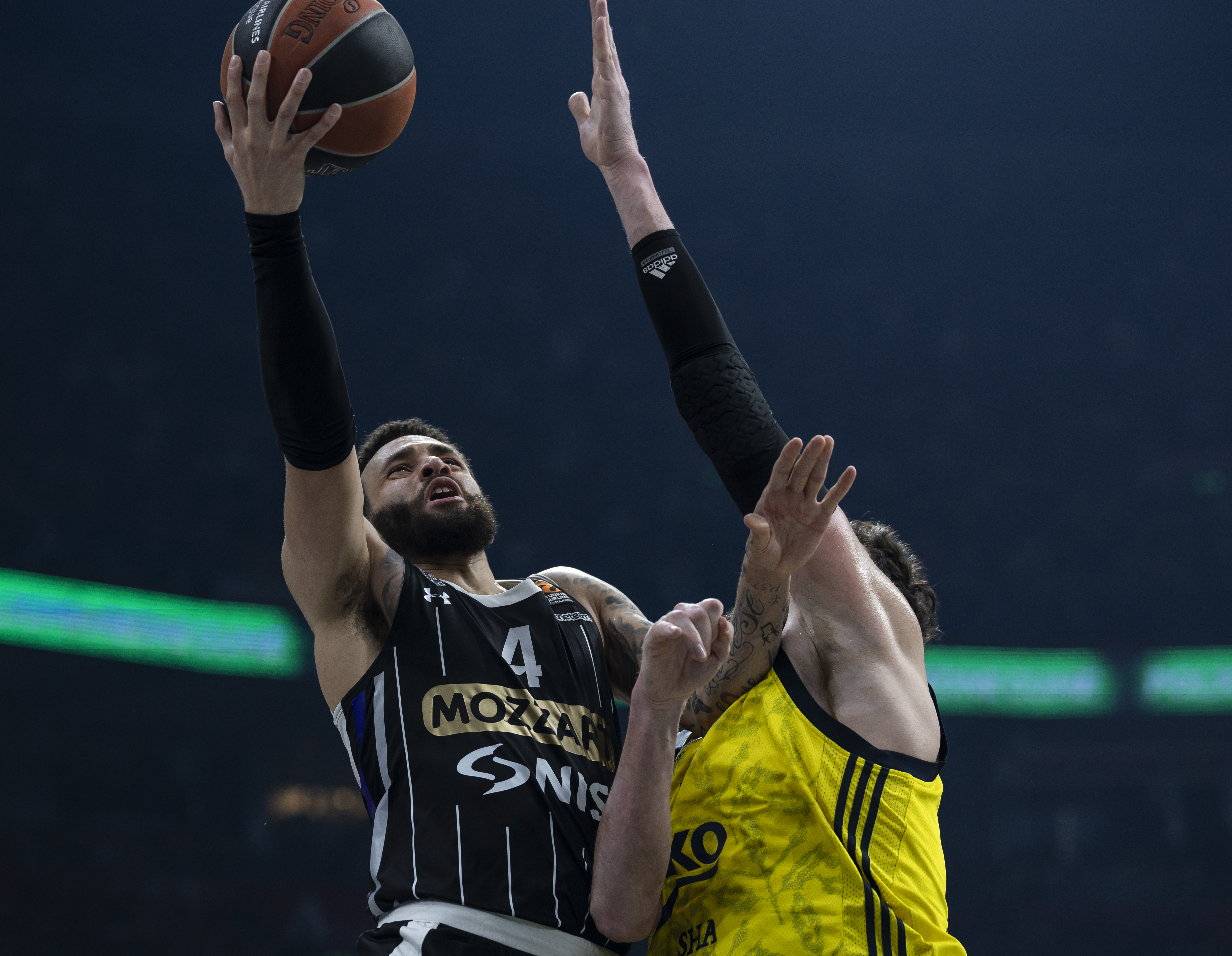 during the 2024/2025 Turkish Airlines EuroLeague match between Partizan Mozzart Bet Belgrade and Fenerbahce Istanbul - Turkish Airlines EuroLeague at Belgrade Arena on December 27, 2024 in Belgrade, Serbia. (Photo by Srdjan Stevanovic/Starsport.rs ©)