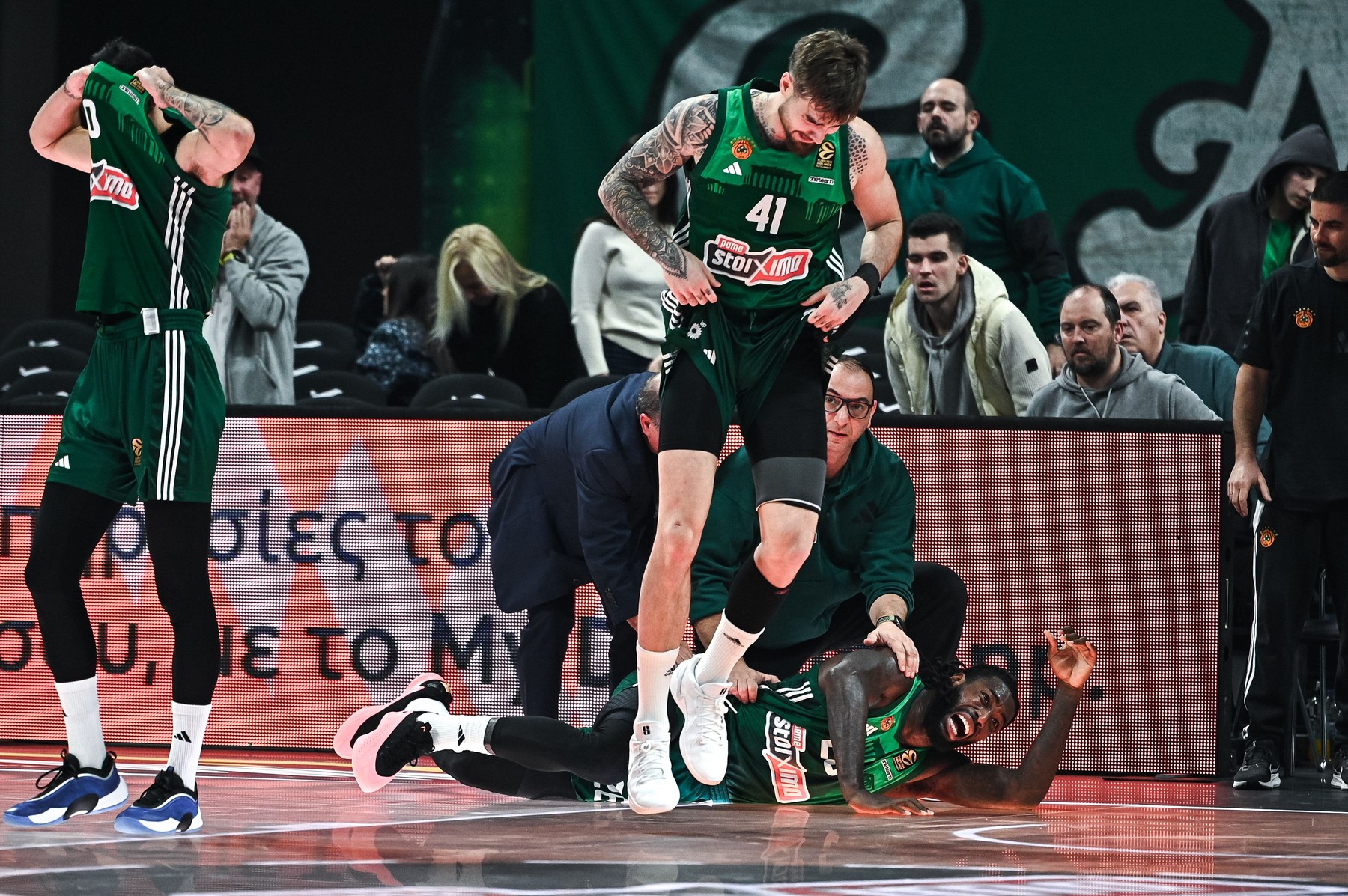 Panathinaikos Athens v Baskonia Vitoria Gasteiz - Turkish Airlines EuroLeague - 19 Dec 2024