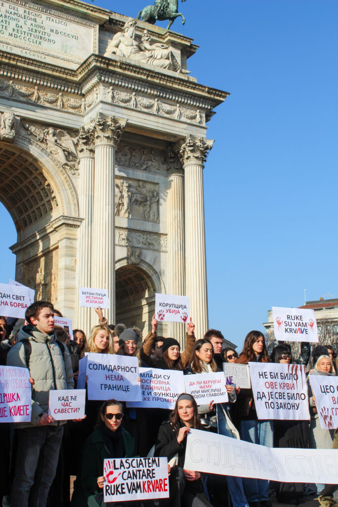 Podrška studentima u Srbiji od srpskih studenata iz Milana, Foto: Privatna arhiva/Nina Ković