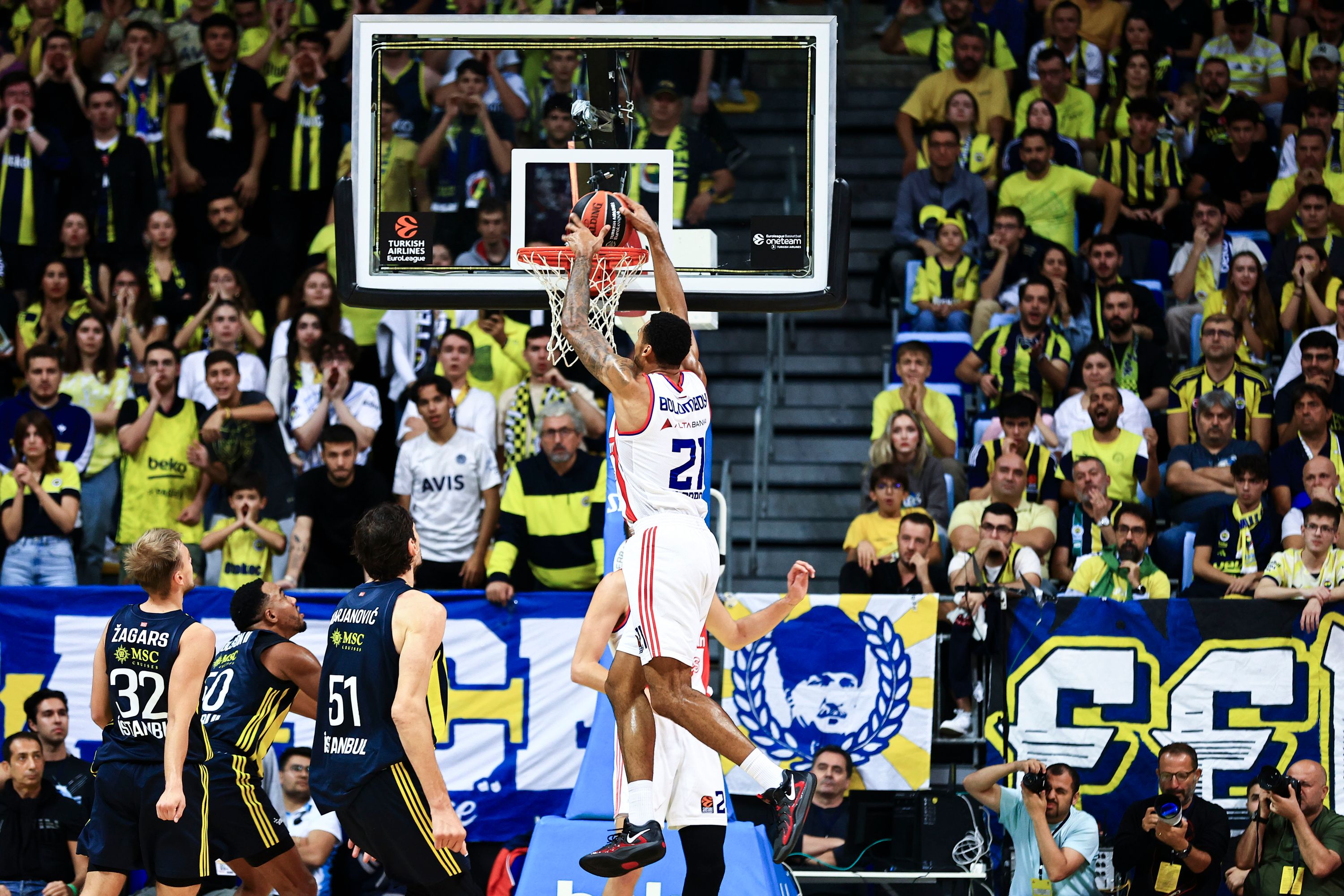 fenerbahce-zvezda-55604
