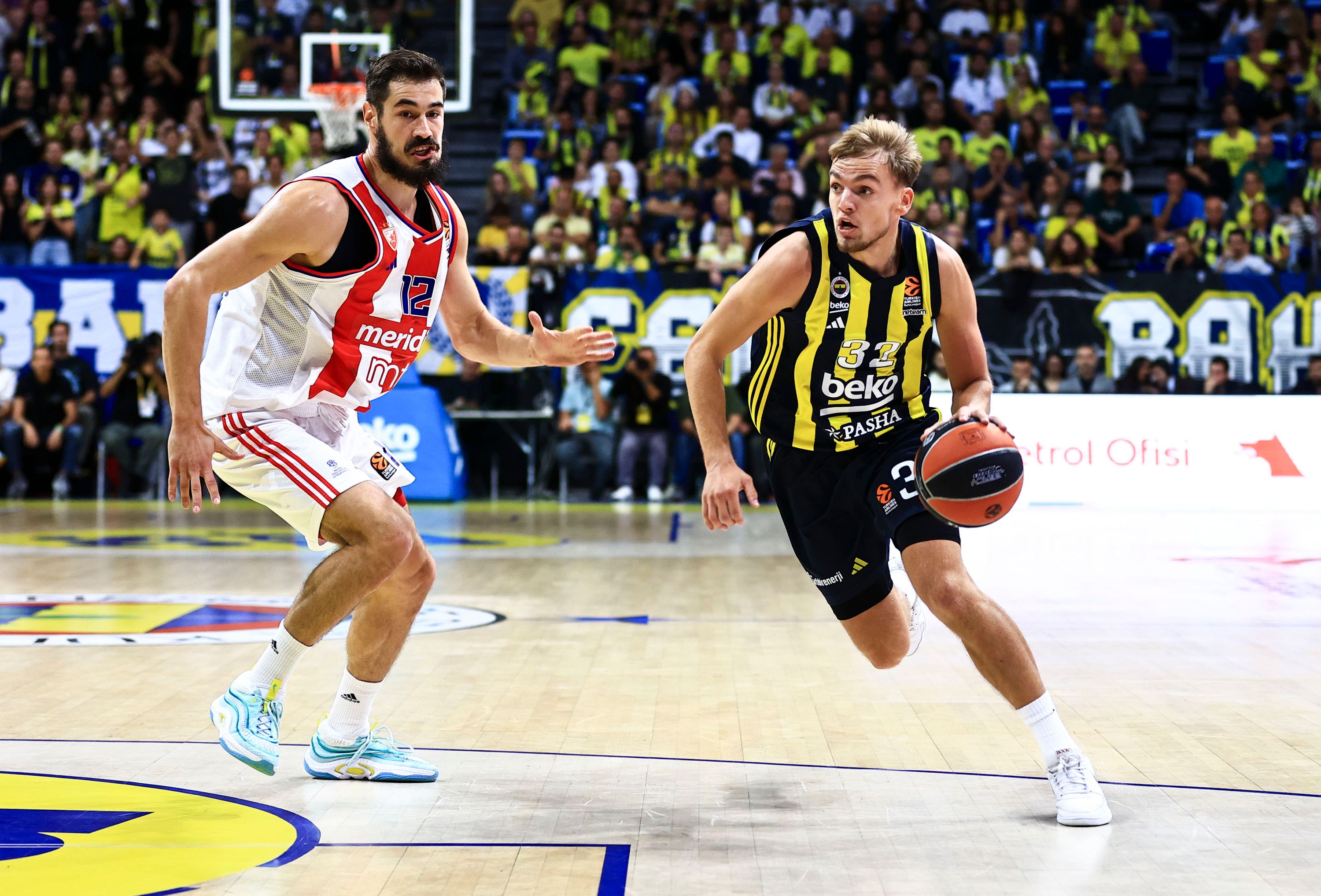 fenerbahce-zvezda-55599