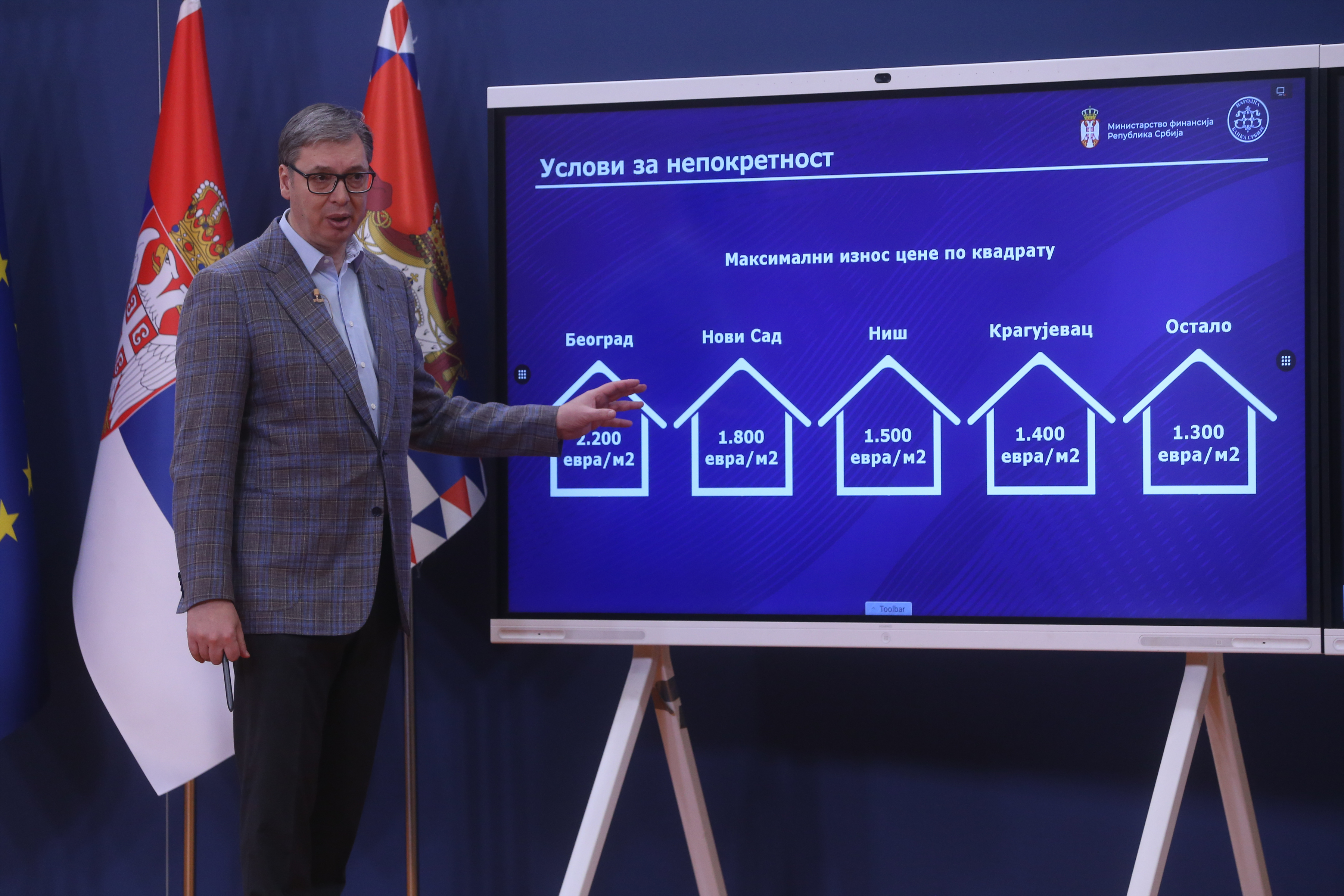 The President of the Republic of Serbia Aleksandar Vucic addressed the public in the Palace of Serbia.Predsednik Republike Srbije Aleksandar Vucic obratio se javnosti u u Palati Srbija.