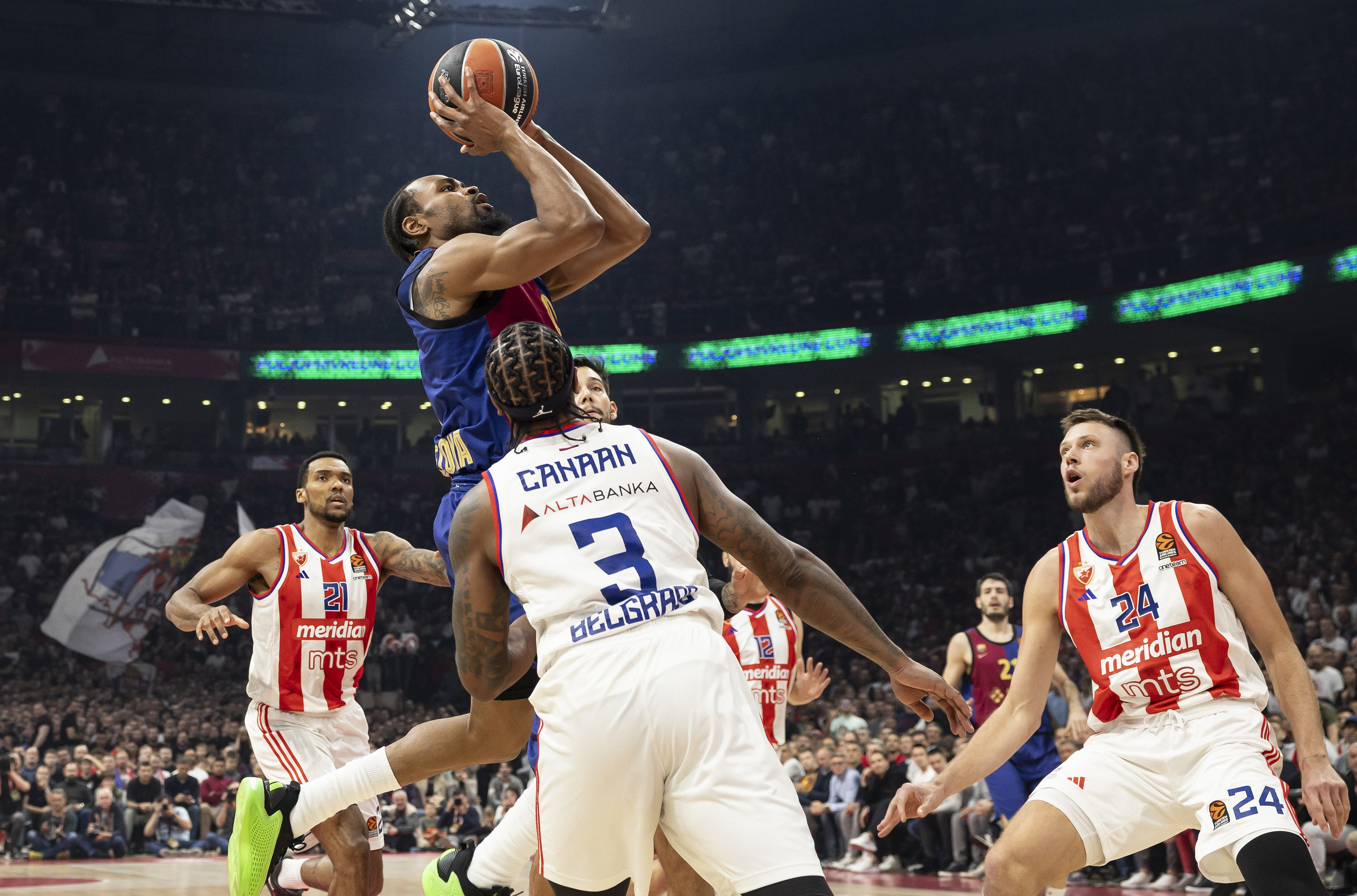 during the 2024/2025 Turkish Airlines EuroLeague match between Crvena Zvezda Meridianbet Belgrade v FC Barcelona - Turkish Airlines EuroLeague Gasteiz at Belgrade Arena on October  18, 2024 in Belgrade, Serbia. (Photo by Vatroslav Hladny/Starsport.rs ©)