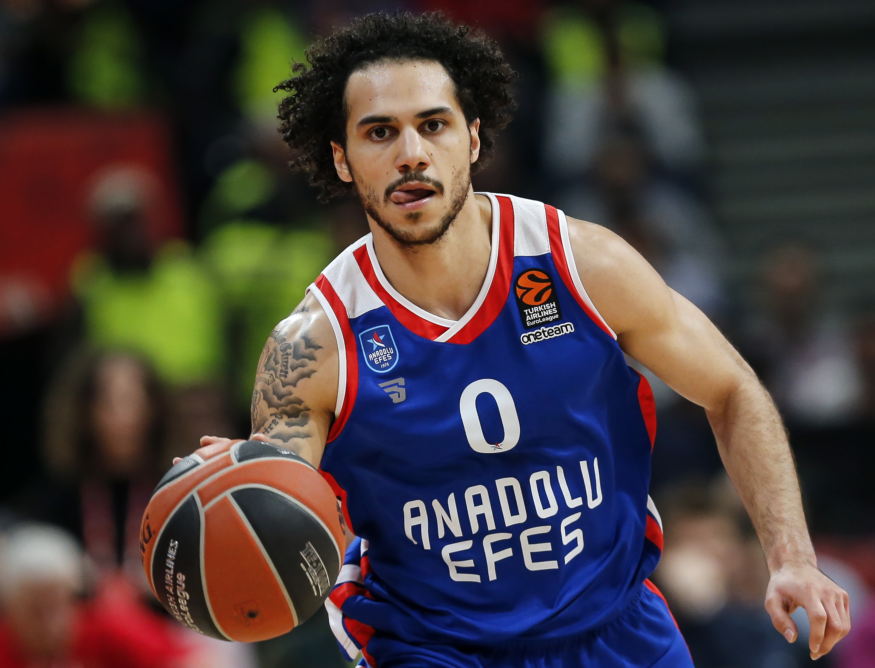 Crvena Zvezda mts Belgrade v Anadolu Efes Istanbul - Turkish Airlines EuroLeague