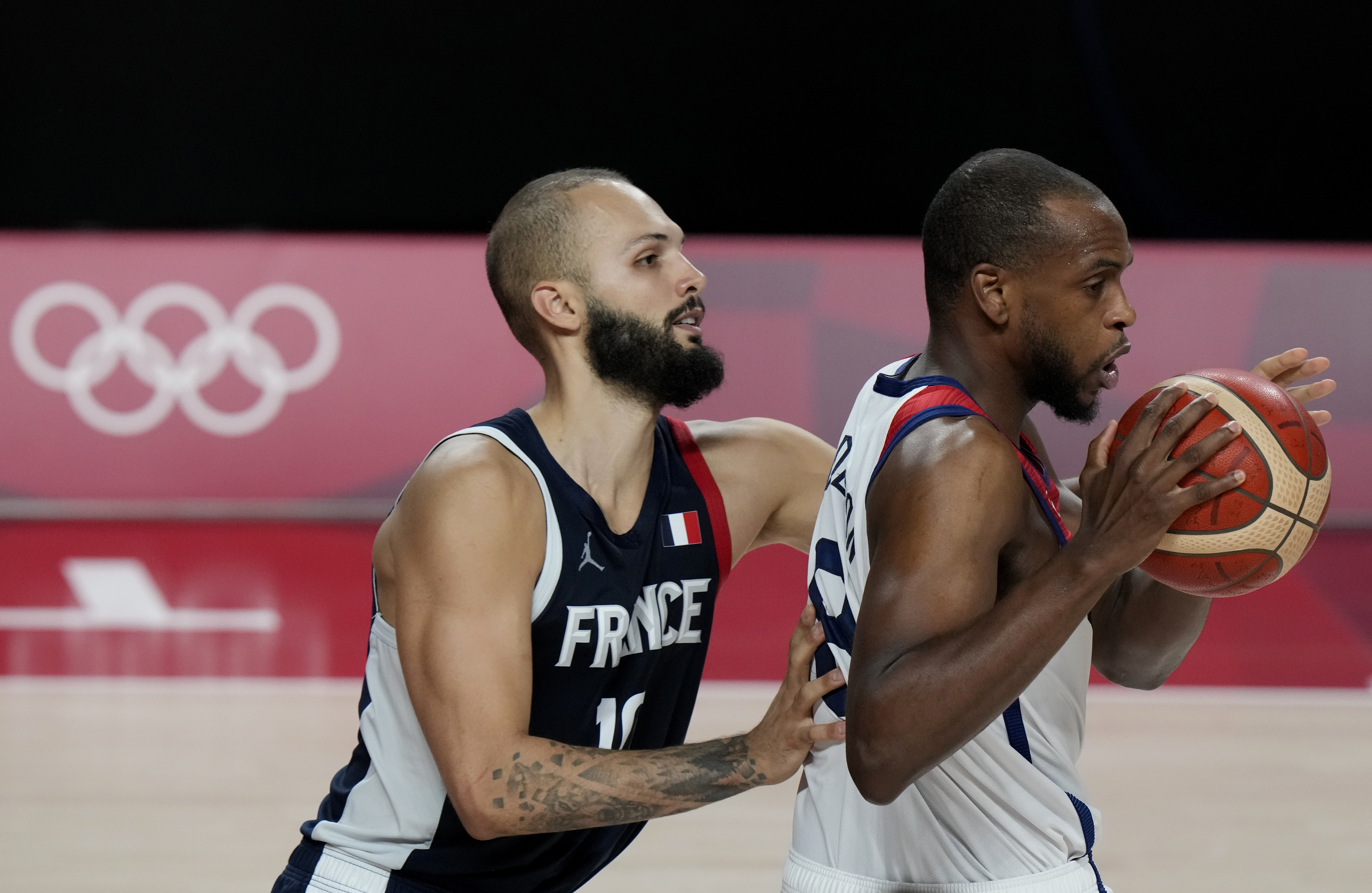 Košarkaška reprezentacija SAD, Francuske