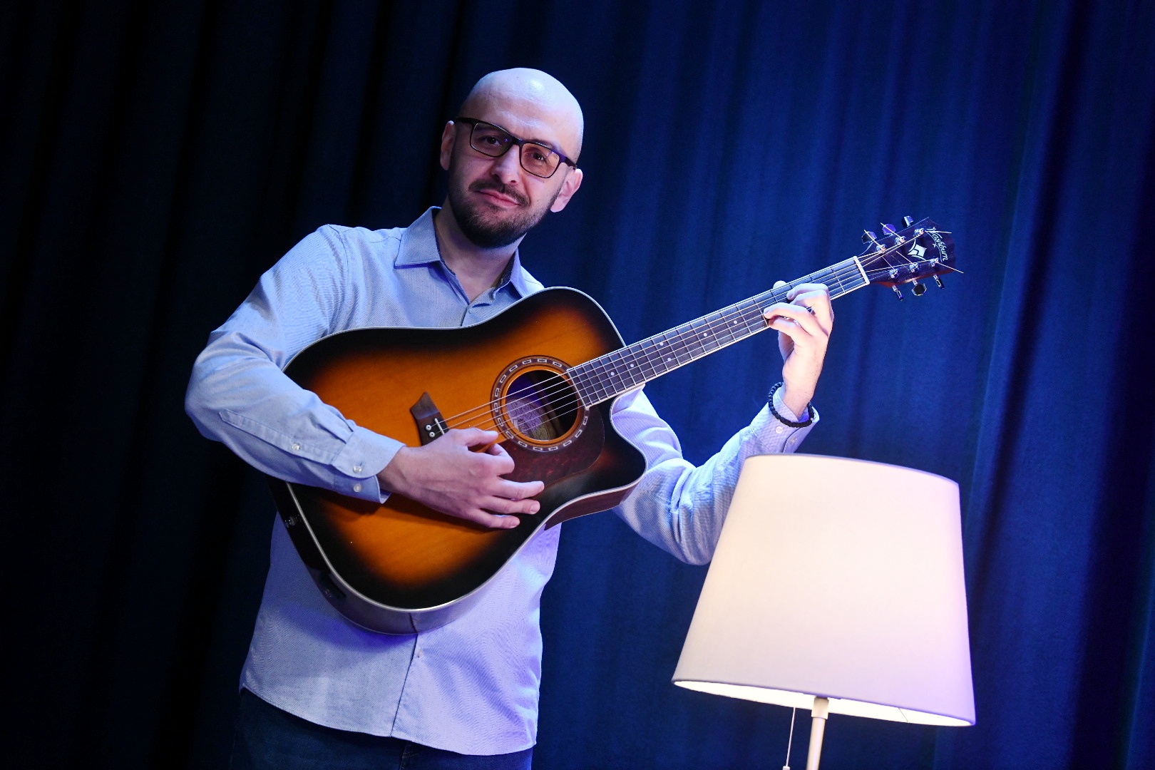 Beograd 27.02.2024. Dejan Ćulum, pevač, intervju Foto: Vesna Lalić/Nova.rs