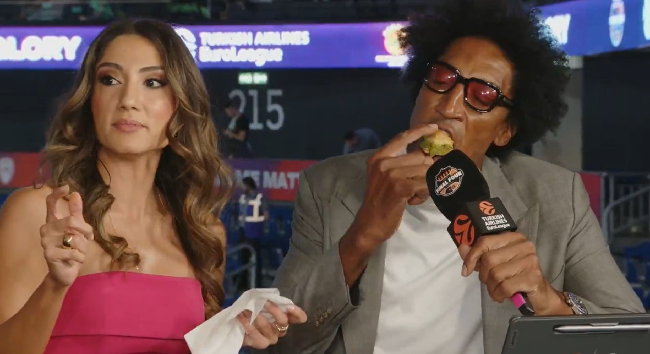 skoti pipen deniz aksoj