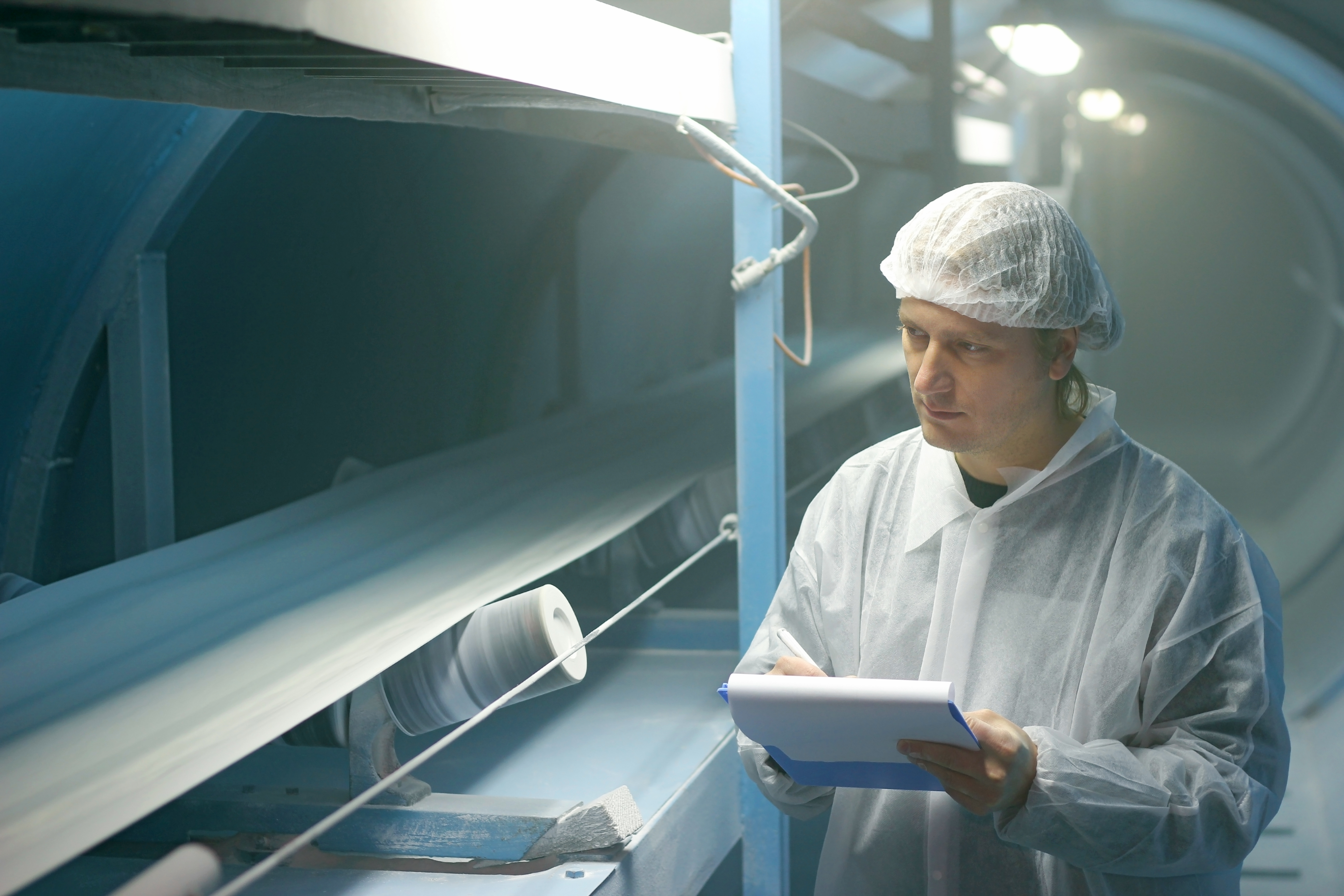 Worker,Controls,Sugar,On,Production,Line,In,A,Factory