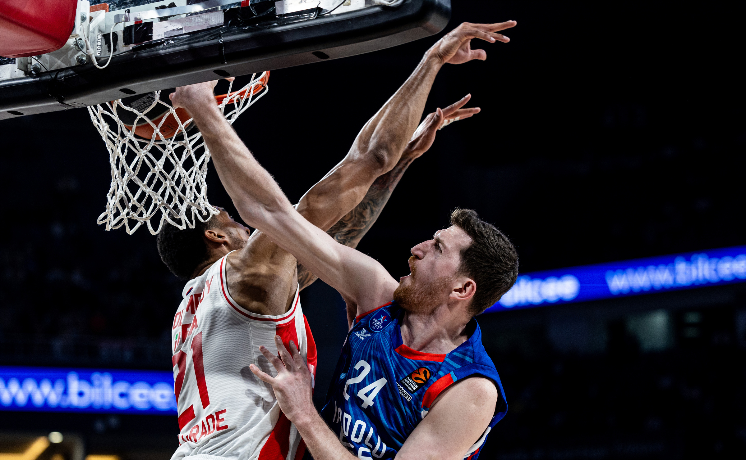 efes-zvezda-120320