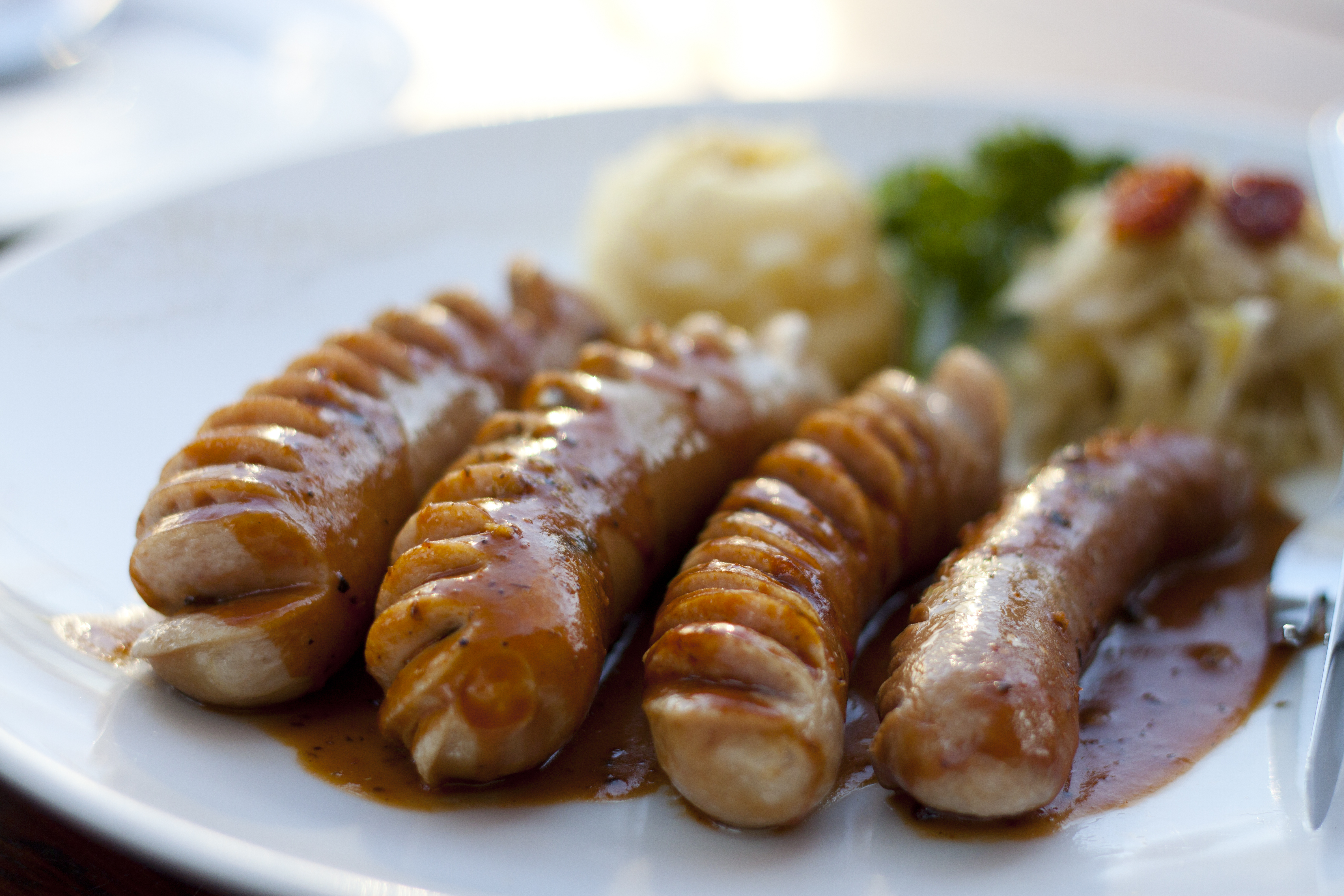 Many,Kind,Of,Sausage,On,Dish