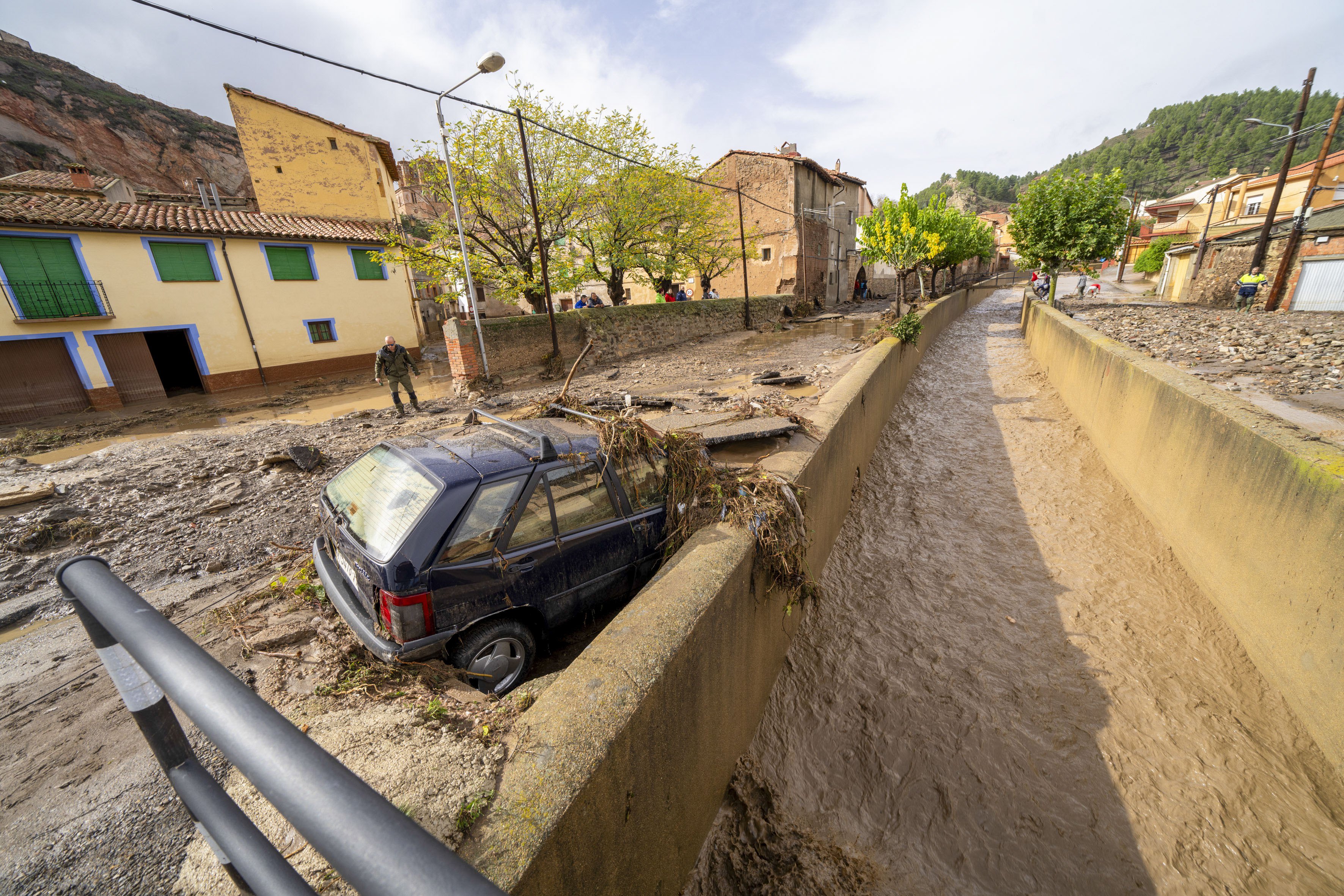Dozens killed as floods hit Spain