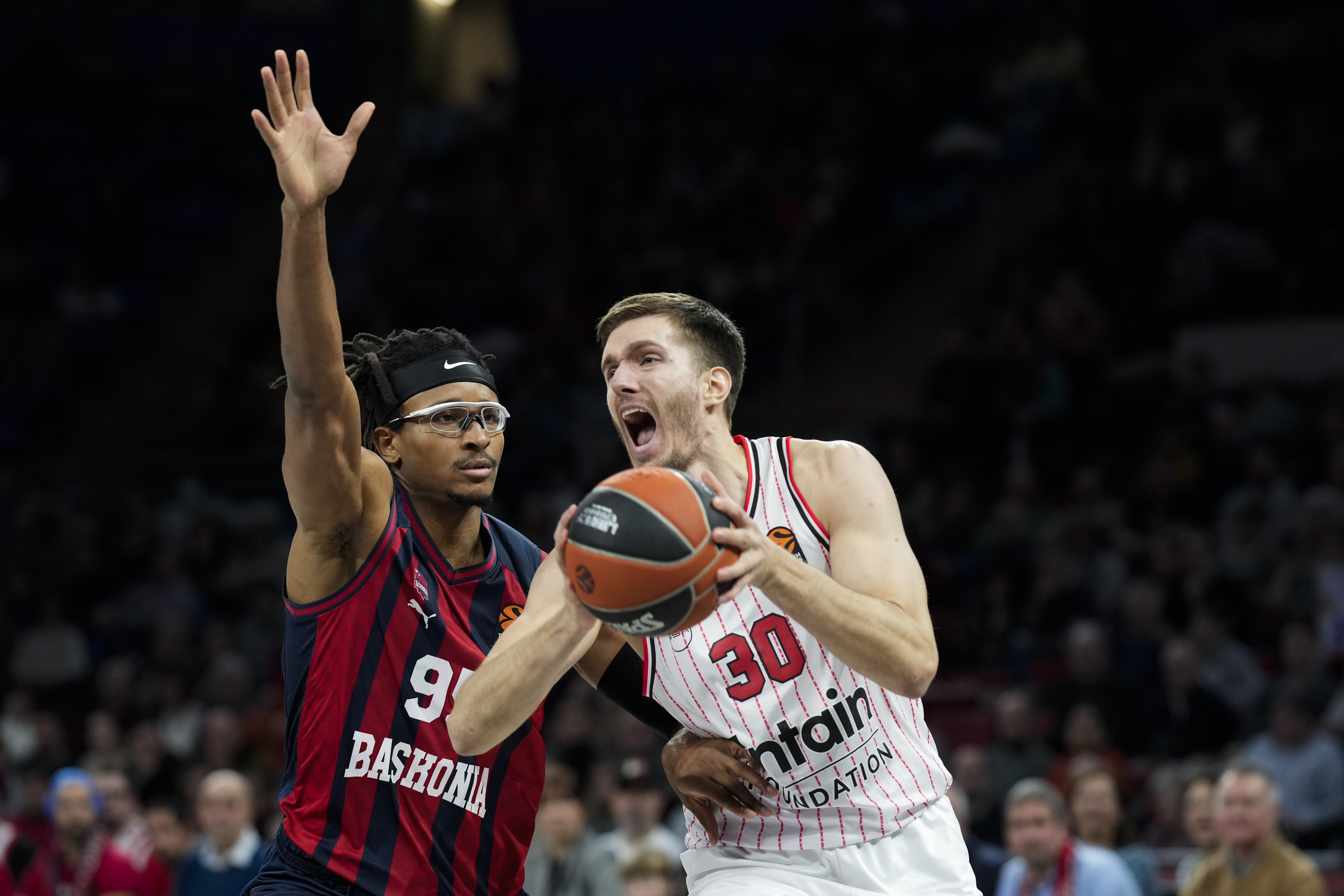 EuroLeague Basketball - Baskonia vs Olympiacos BC