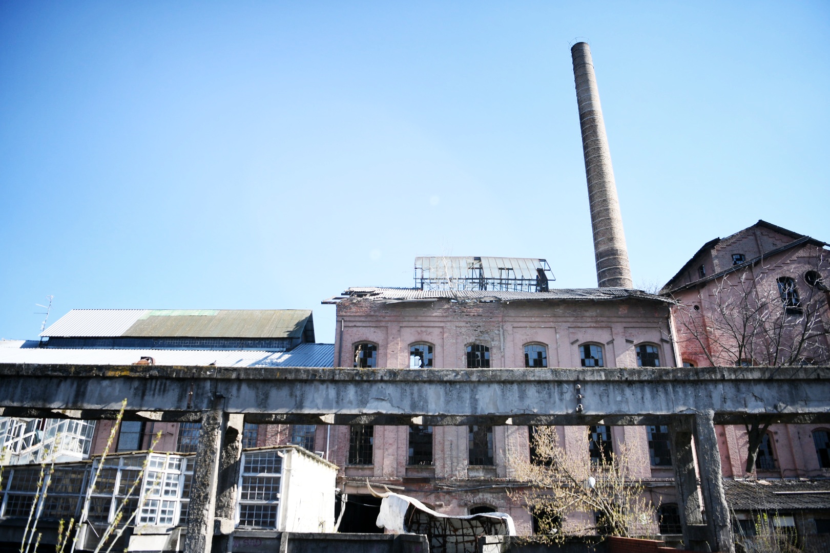Beograd 31.03.2021. Stara šećerana, zgrada, ilustracija, pokrivalice, Radnička ulica Foto: Vesna Lalić/Nova.rs