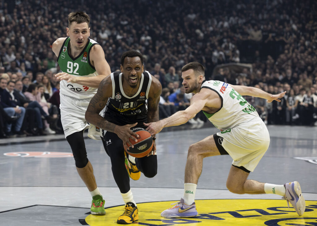 during the 2023/2024 Turkish Airlines EuroLeague match between Partizan Mozzart Bet Belgrade and Zalgiris Kaunas at Stark Arena on January 26, 2024 in Belgrade, Serbia. (Photo by Srdjan Stevanovic/Starsport.rs ©)