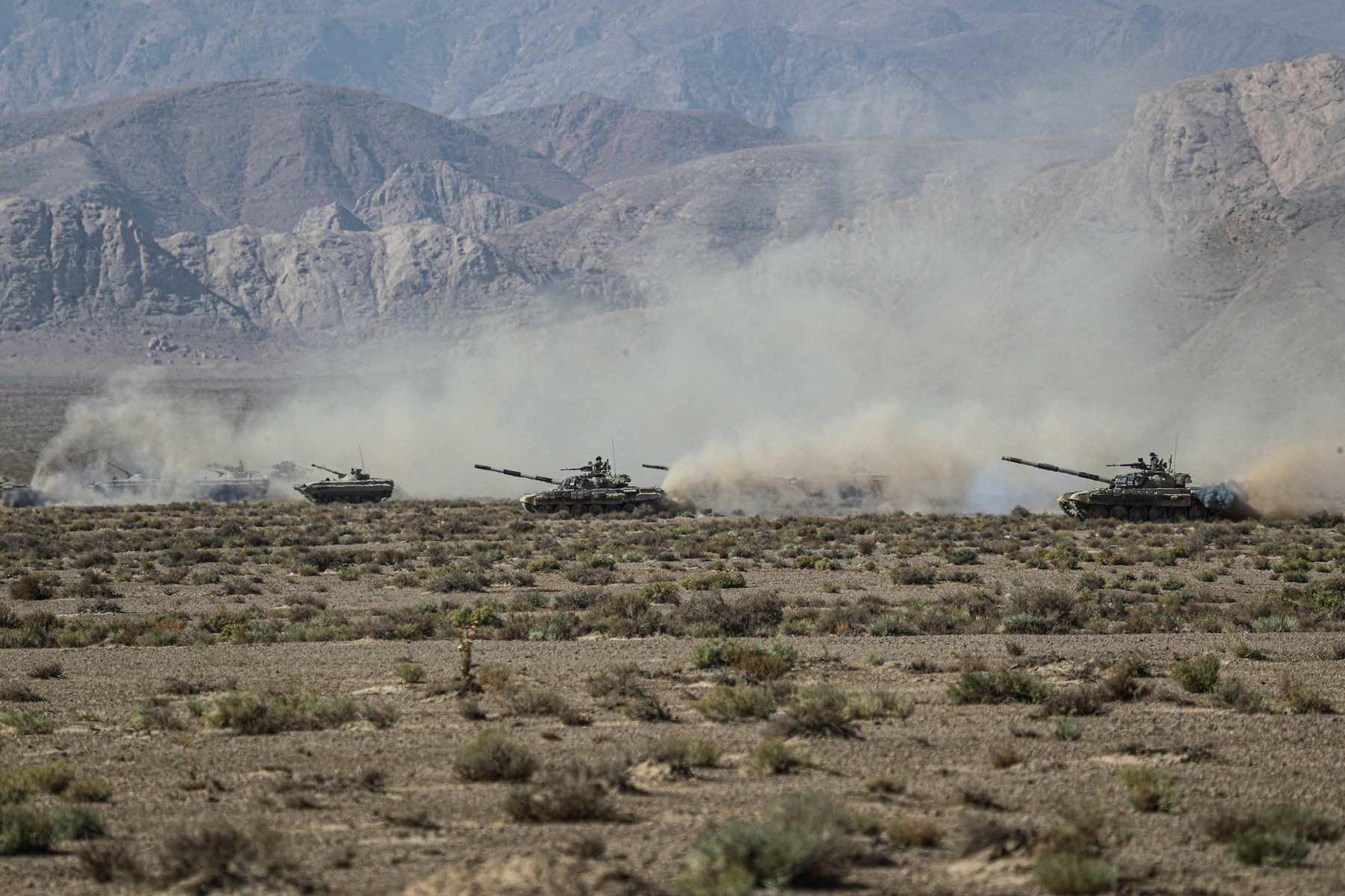 Iran holds military drill amid rising tension in the Mideast