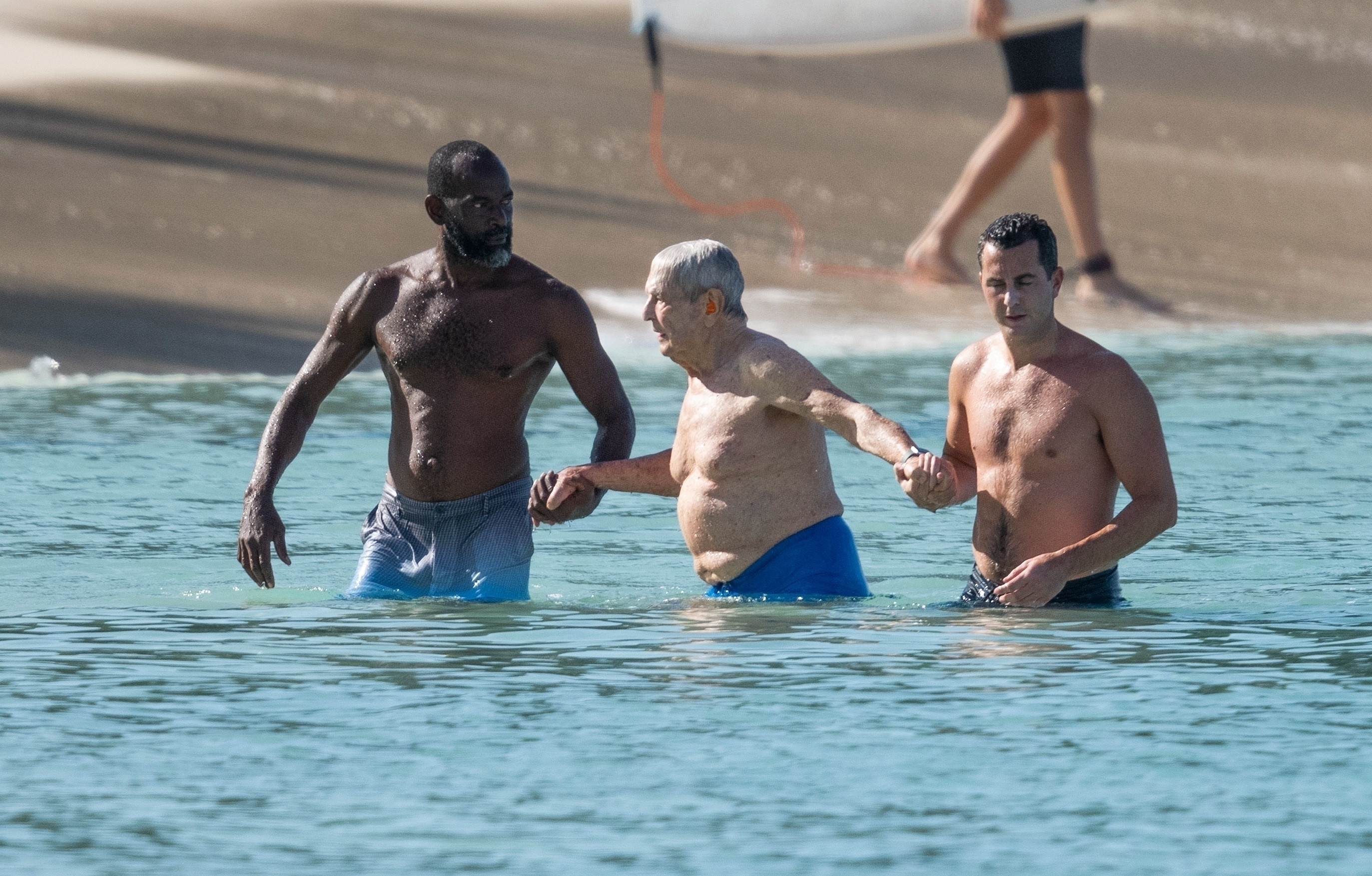 *PREMIUM-EXCLUSIVE* *MUST CALL FOR PRICING*  93-year old Hungarian-American billionaire and hedge fund manager George Soros is spotted out on his holidays in Barbados.