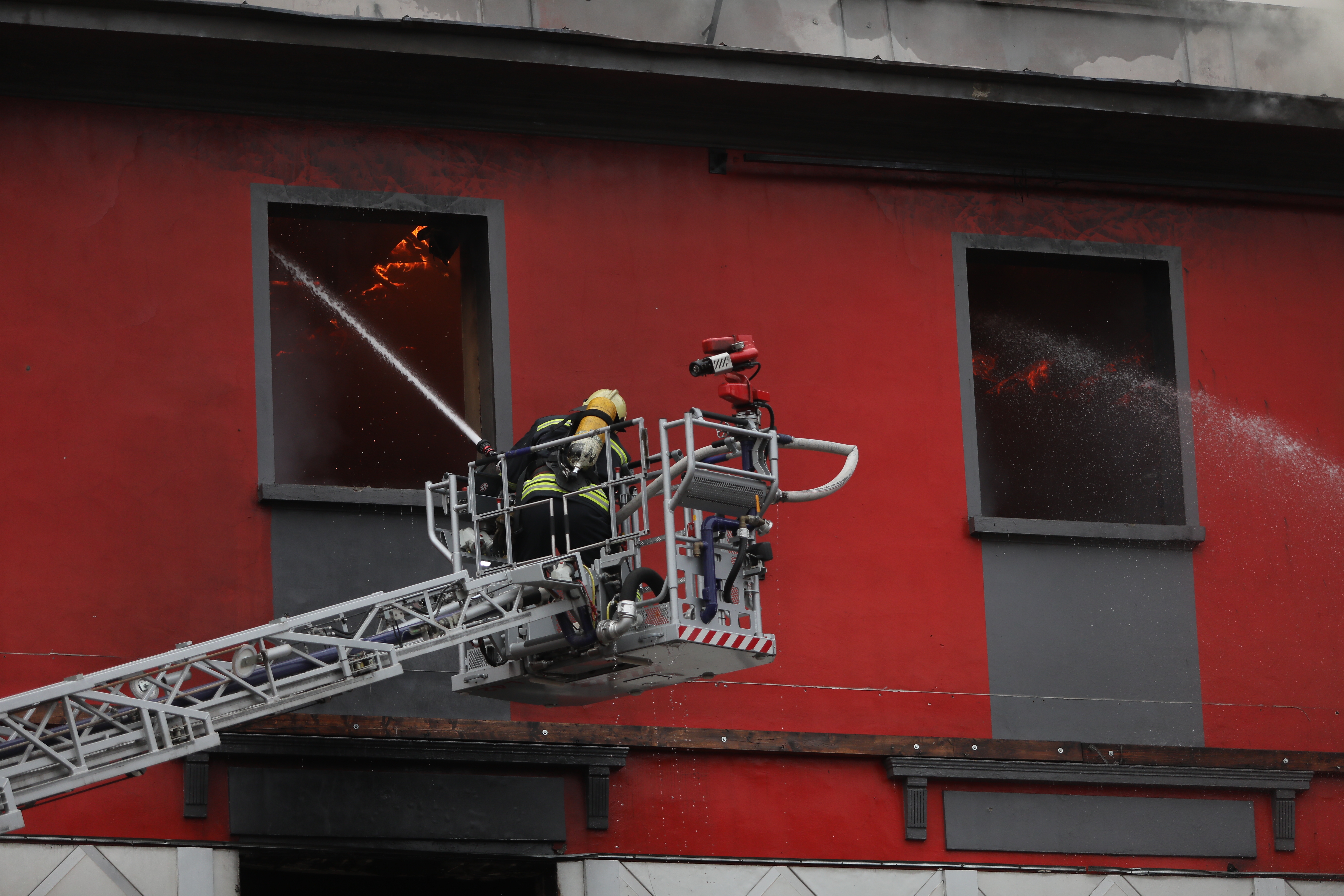 Sofia,,Bulgaria,-,November,9,,2021:,Firefighters,Put,Out,A