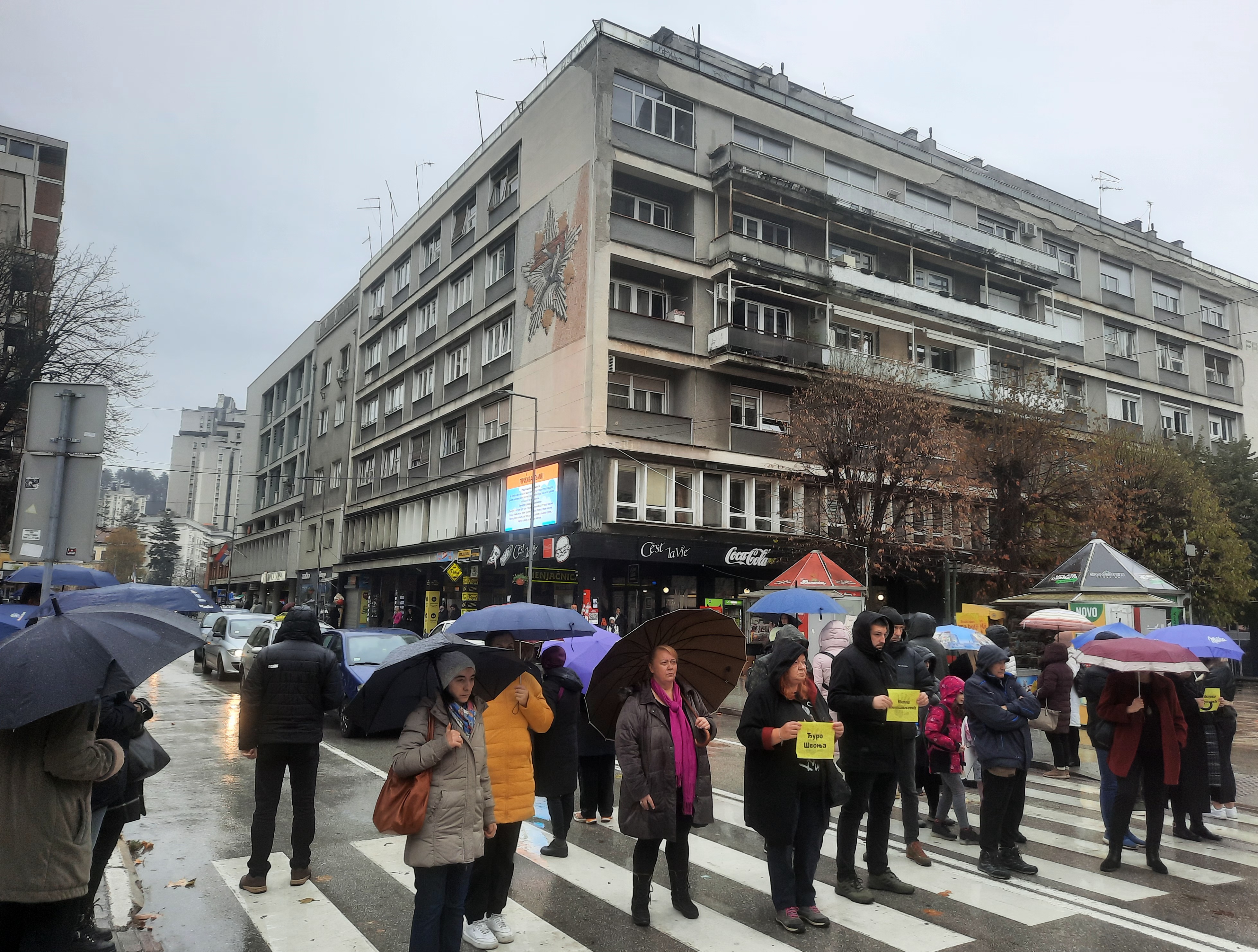 Užice 15 minuta, Zastani Srbijo