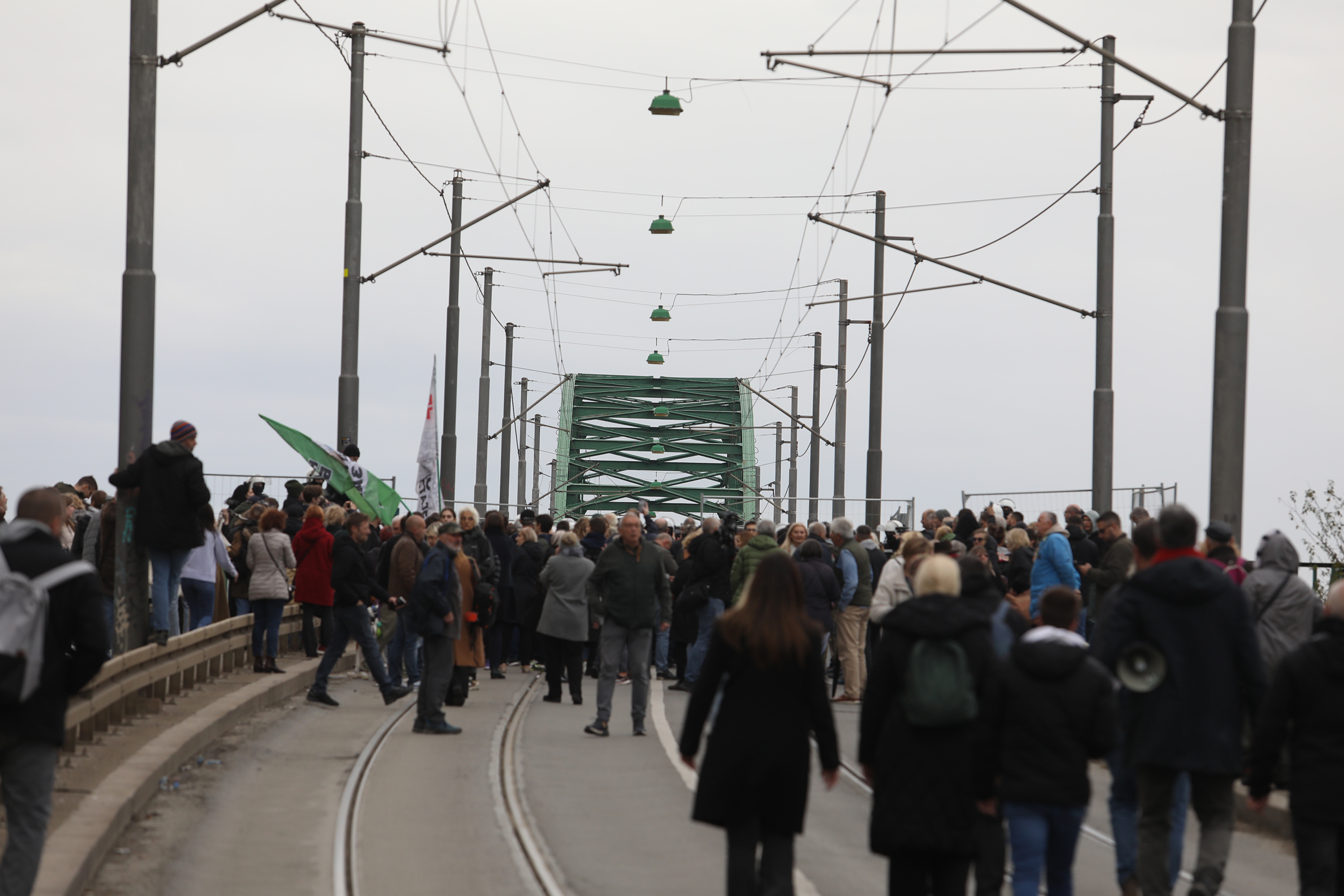 Blokada starog savskog mosta, stari savski most, protest
